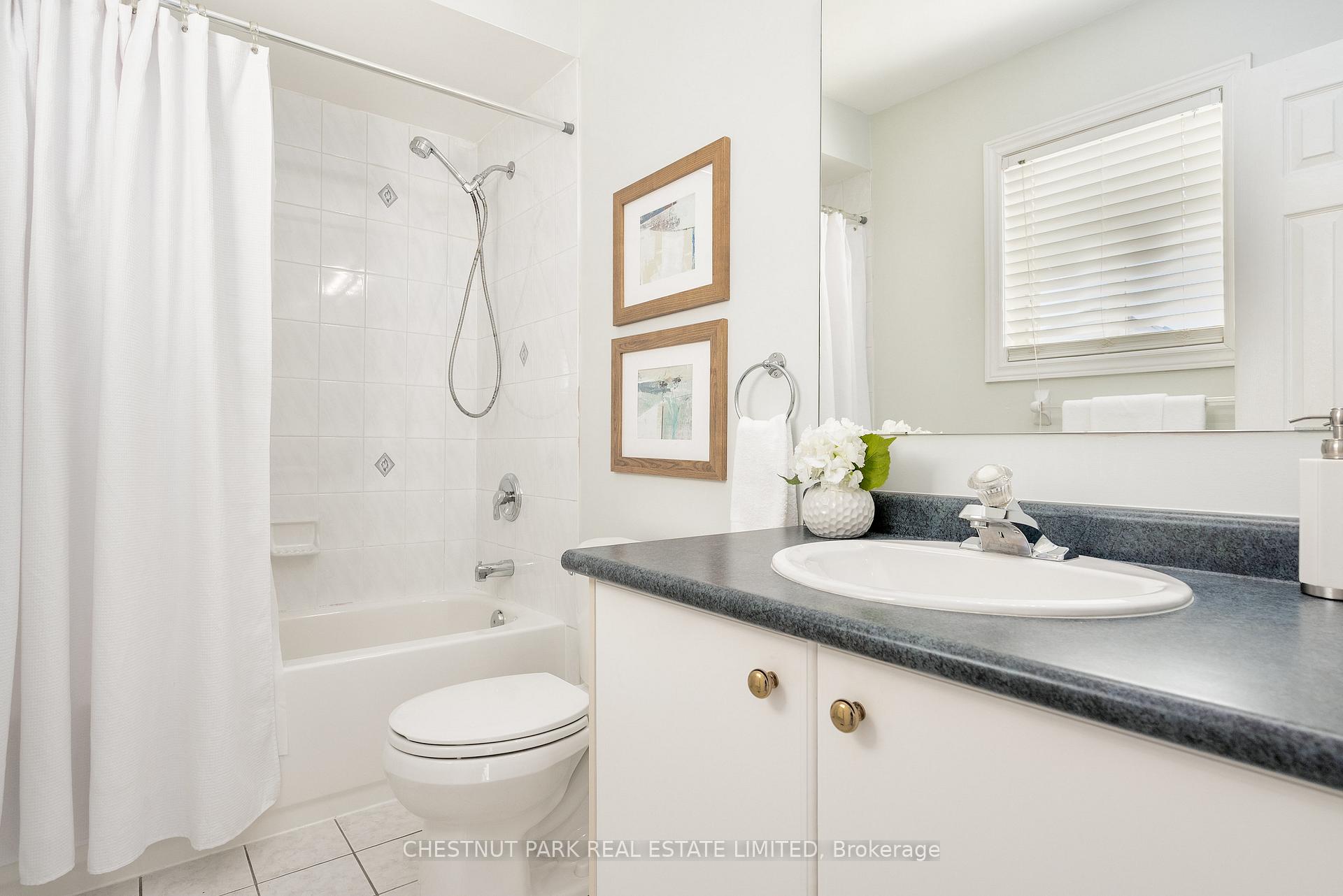Photo 25 of 84 Macbride Crescent, Vaughan, Maple — HOMEH