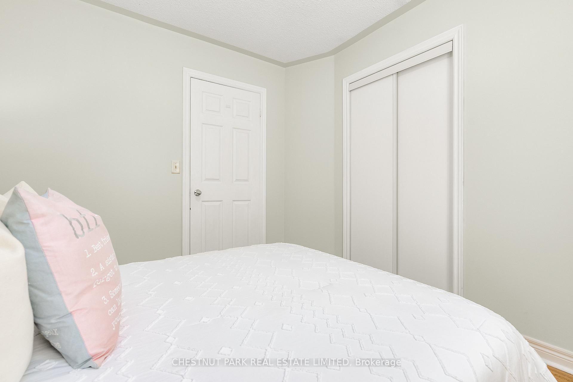 Photo 30 of 84 Macbride Crescent, Vaughan, Maple — HOMEH