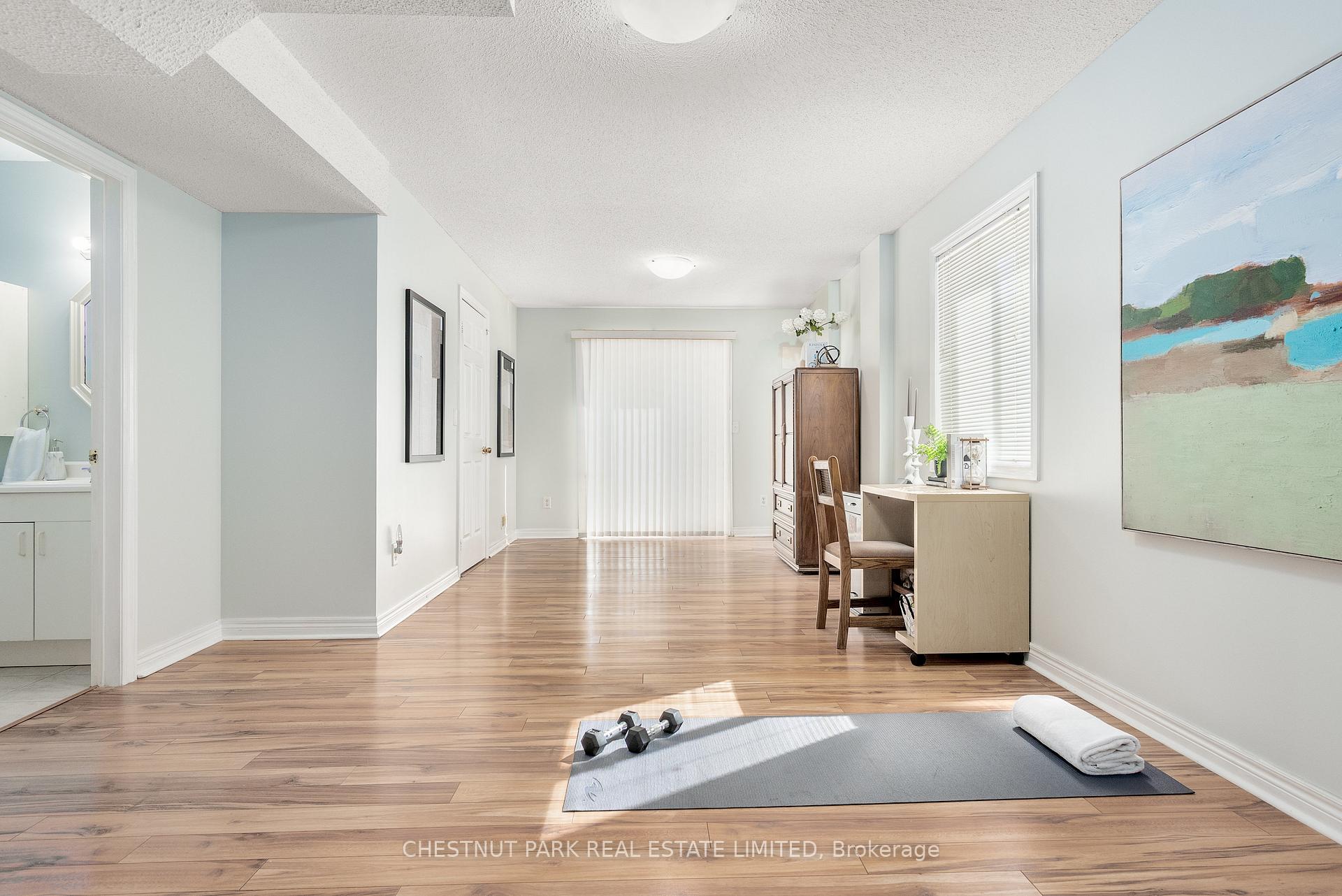 Photo 40 of 84 Macbride Crescent, Vaughan, Maple — HOMEH