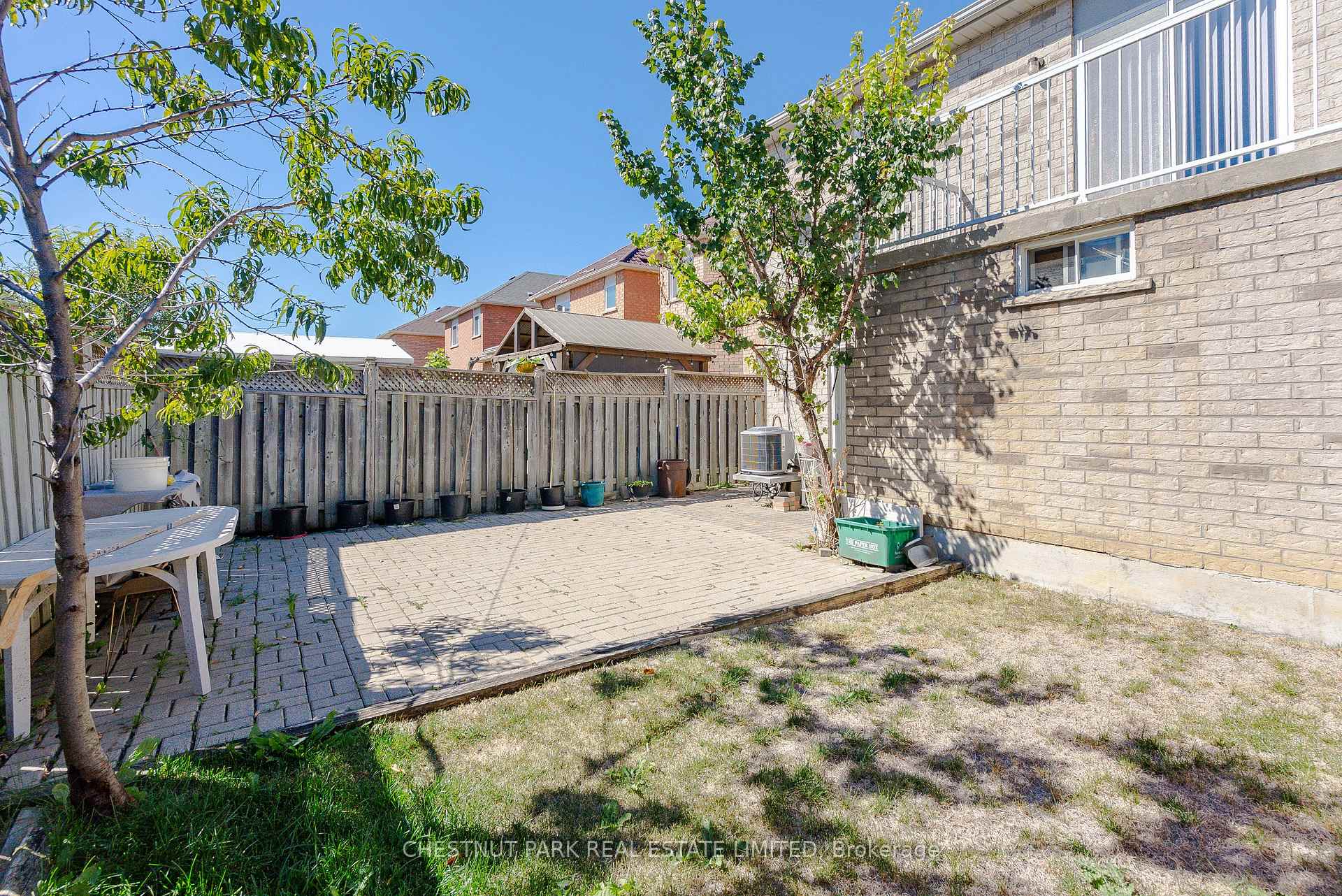 Photo 50 of 84 Macbride Crescent, Vaughan, Maple — HOMEH