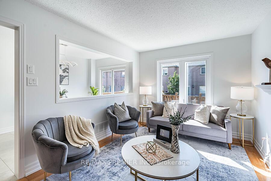 Photo 6 of 14 Opera Place, Vaughan, East Woodbridge — HOMEH