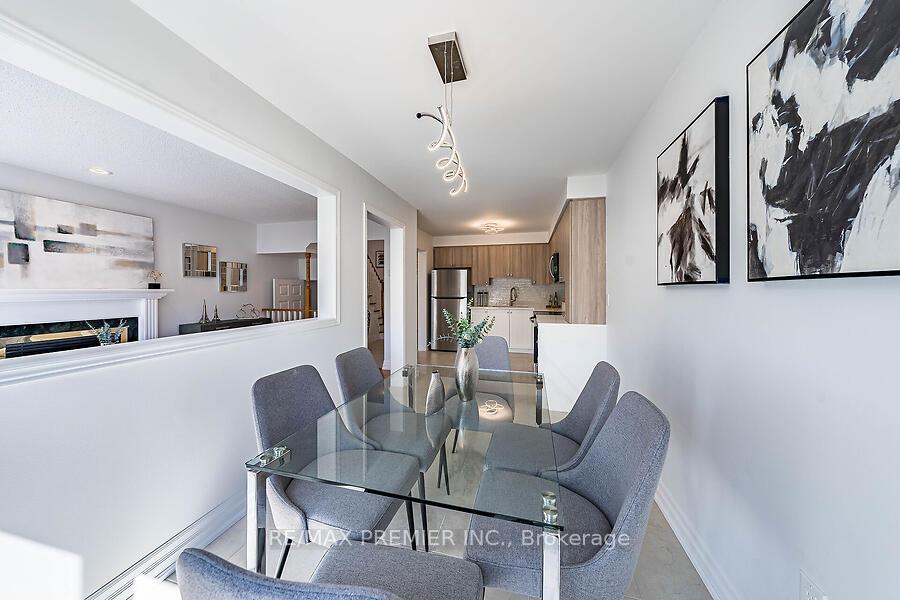 Photo 13 of 14 Opera Place, Vaughan, East Woodbridge — HOMEH