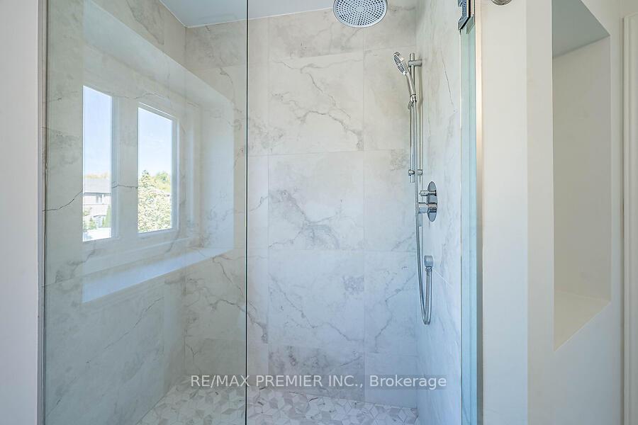 Photo 18 of 14 Opera Place, Vaughan, East Woodbridge — HOMEH
