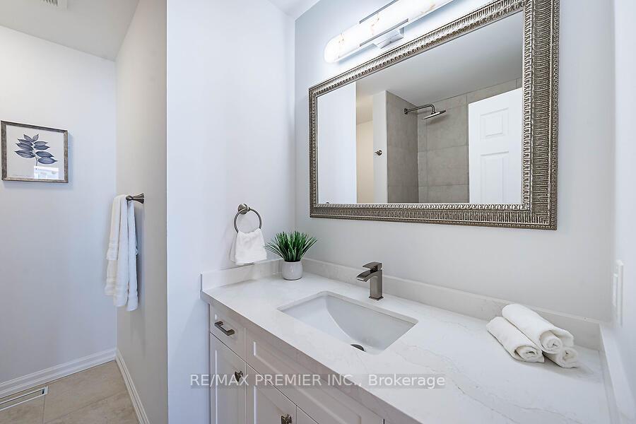 Photo 21 of 14 Opera Place, Vaughan, East Woodbridge — HOMEH