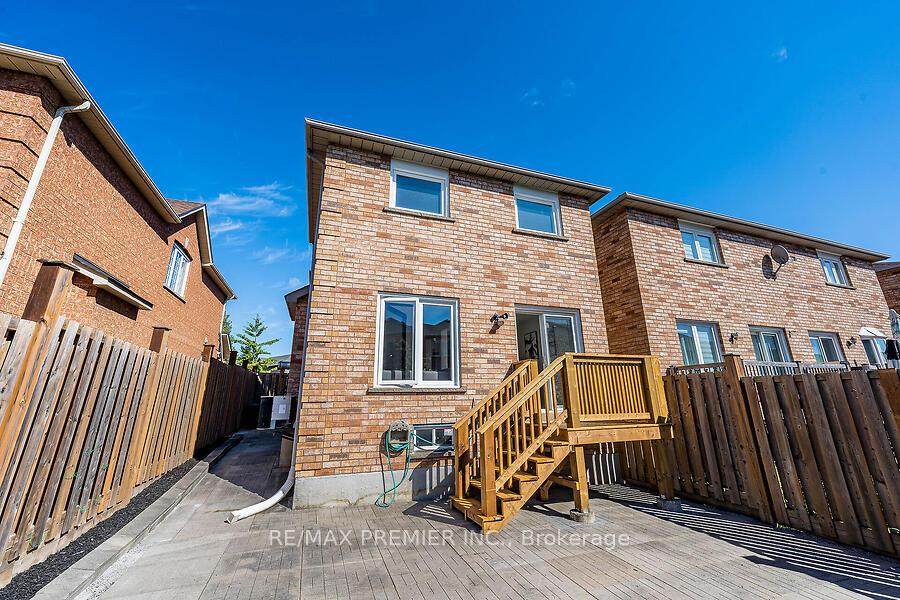 Photo 28 of 14 Opera Place, Vaughan, East Woodbridge — HOMEH