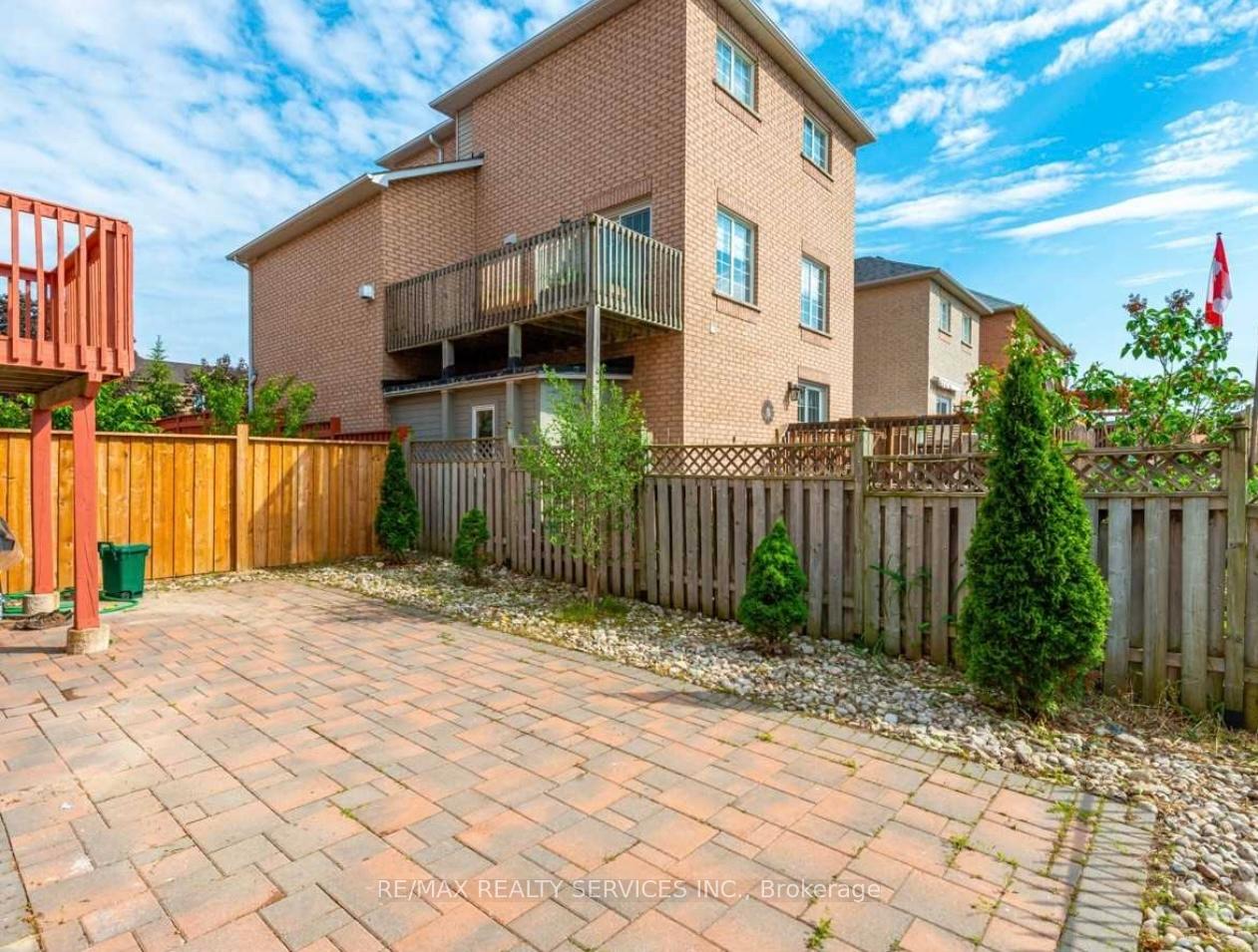 Photo 7 of Unit Basement, 6 Gale Way, Vaughan, Vellore Village — HOMEH