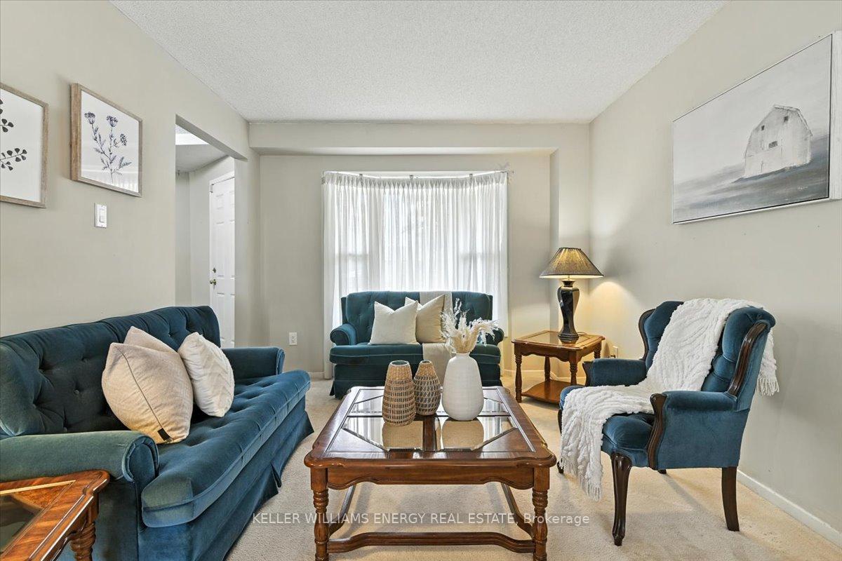 Photo 5 of 50 Plowman Drive, Ajax, Central — HOMEH