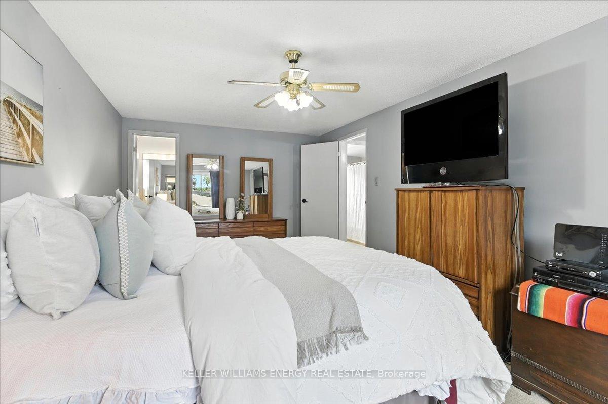 Photo 19 of 50 Plowman Drive, Ajax, Central — HOMEH