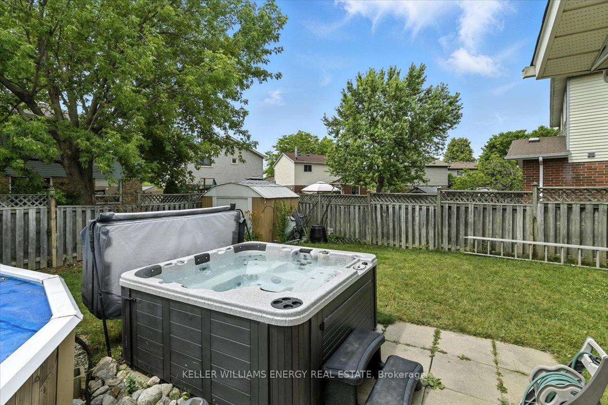 Photo 35 of 50 Plowman Drive, Ajax, Central — HOMEH