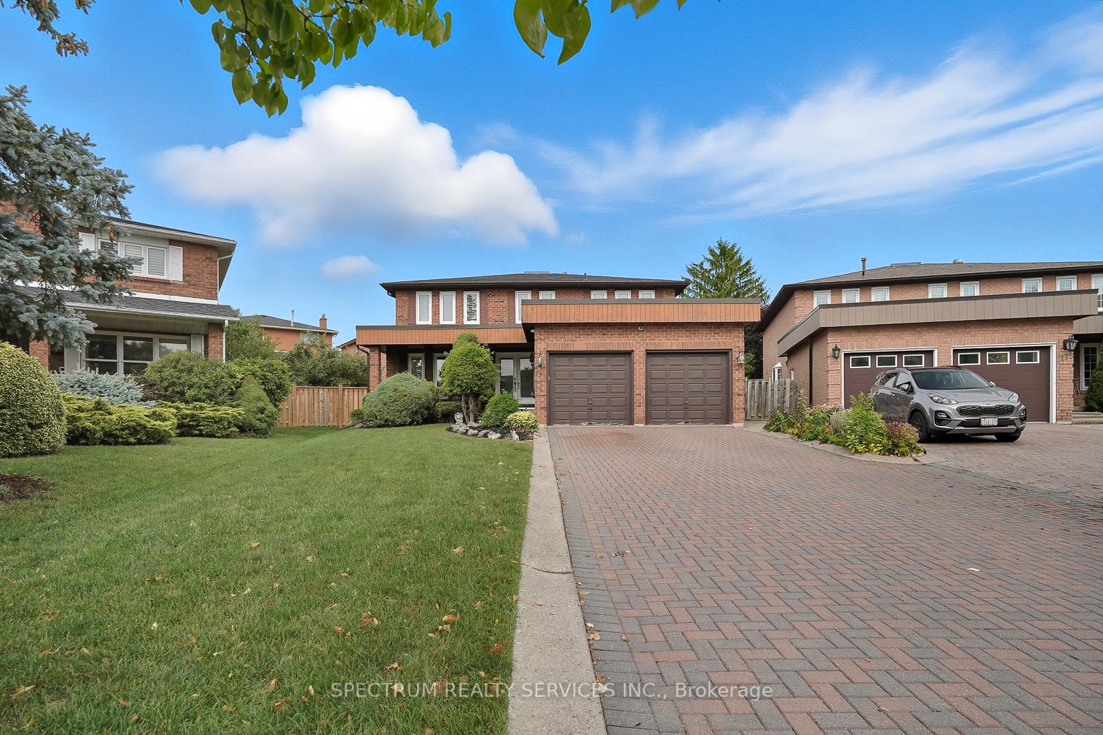Photo 2 of 273 Triton Avenue, Vaughan, West Woodbridge — HOMEH