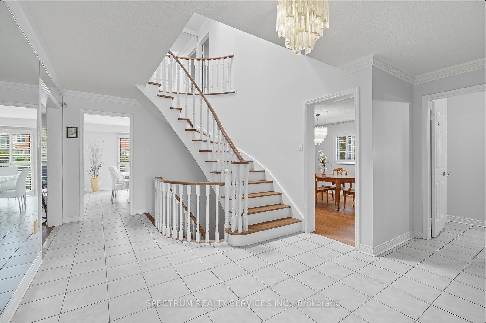 Photo 8 of 273 Triton Avenue, Vaughan, West Woodbridge — HOMEH