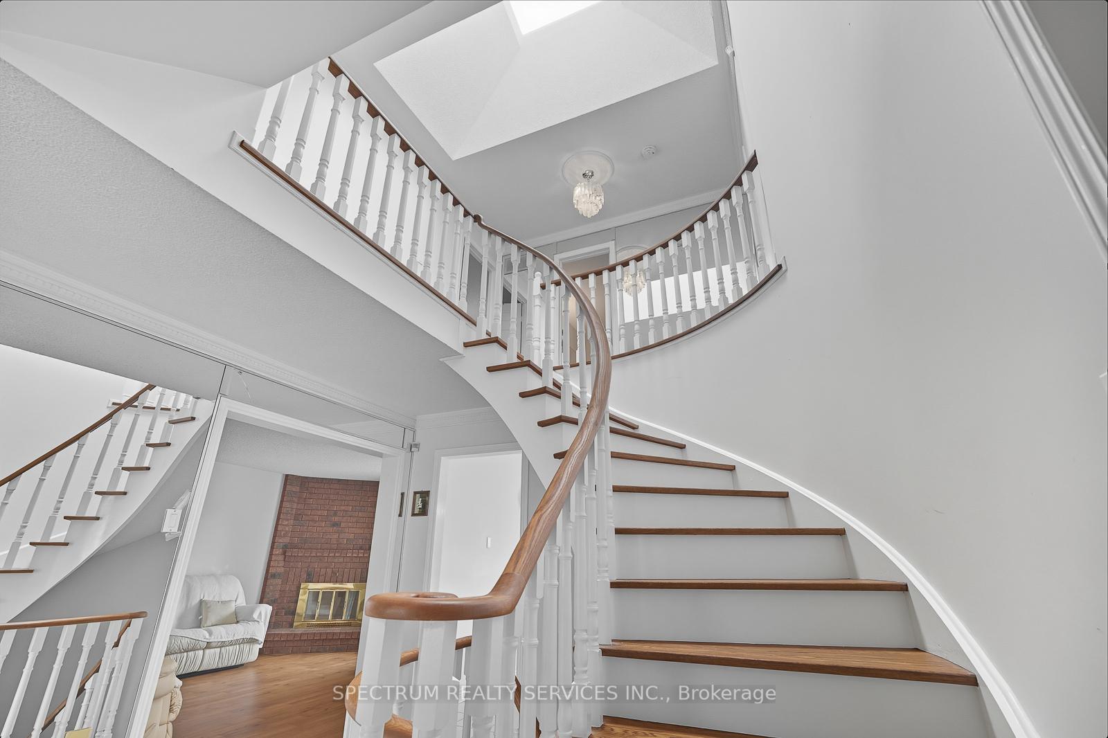 Photo 24 of 273 Triton Avenue, Vaughan, West Woodbridge — HOMEH