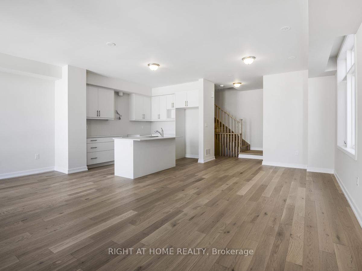 Photo 5 of 25 Chiffon Street, Vaughan, Steeles West Industrial — HOMEH
