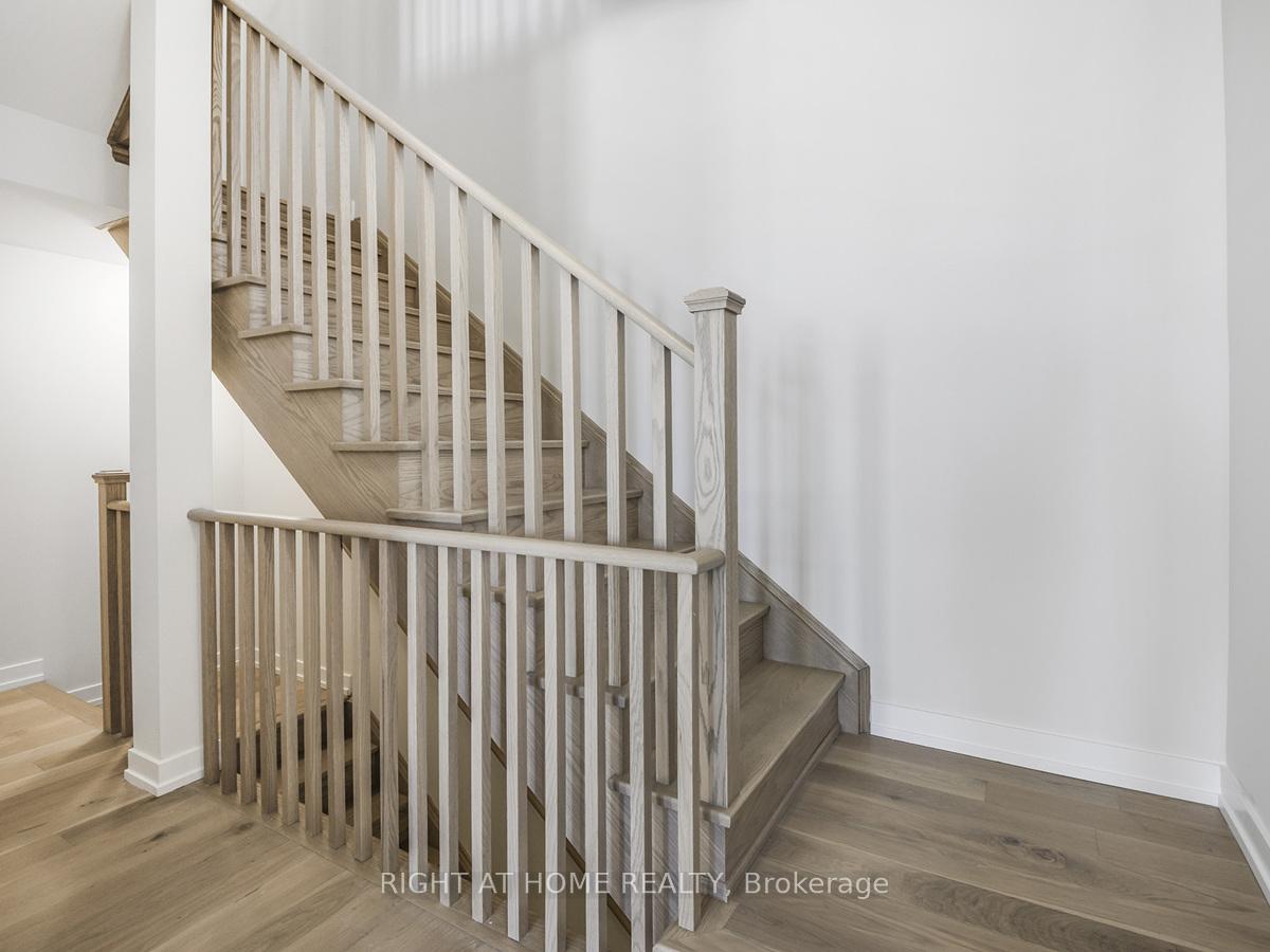 Photo 14 of 25 Chiffon Street, Vaughan, Steeles West Industrial — HOMEH