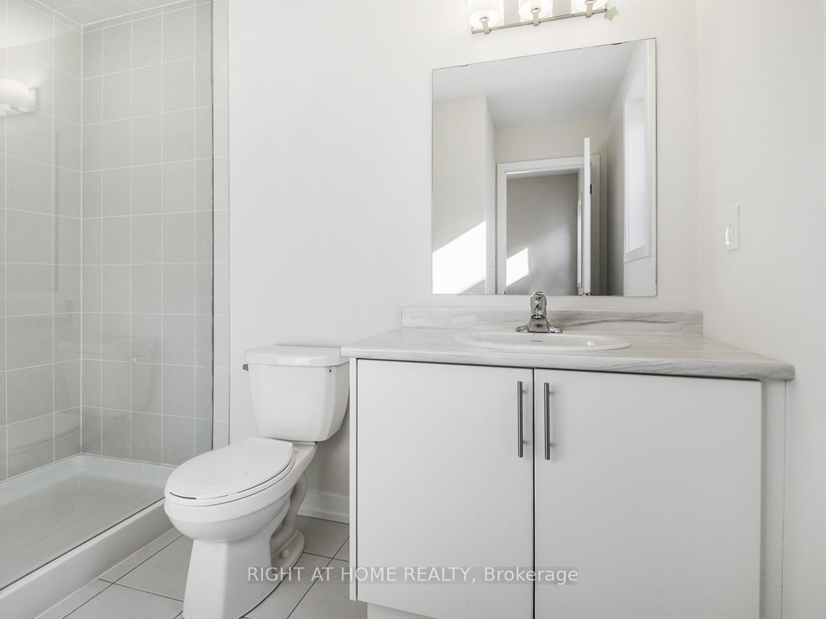 Photo 18 of 25 Chiffon Street, Vaughan, Steeles West Industrial — HOMEH