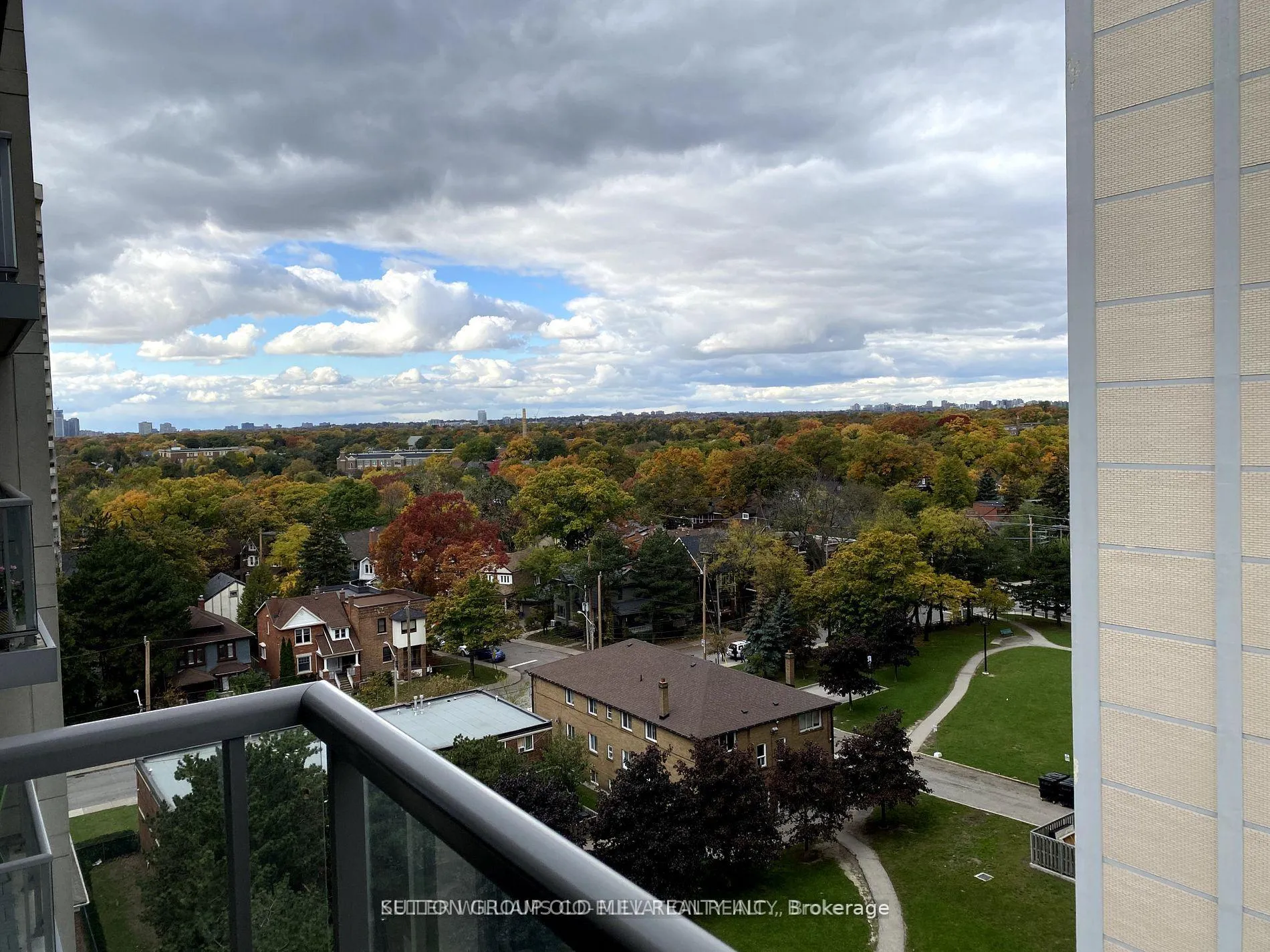 Photo 21 of Unit 901, 70 High Park Ave, Toronto, High Park North — HOMEH