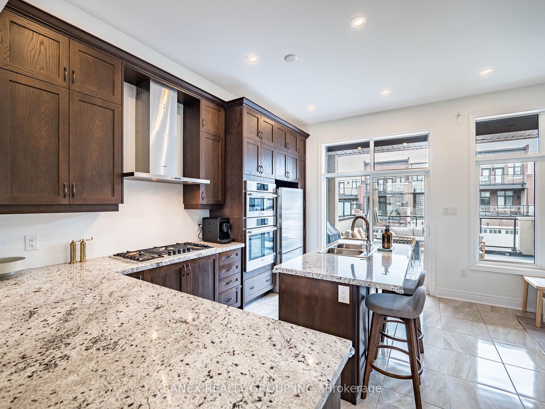 Photo 22 of 24 Heriot Place N, Vaughan, Patterson — HOMEH