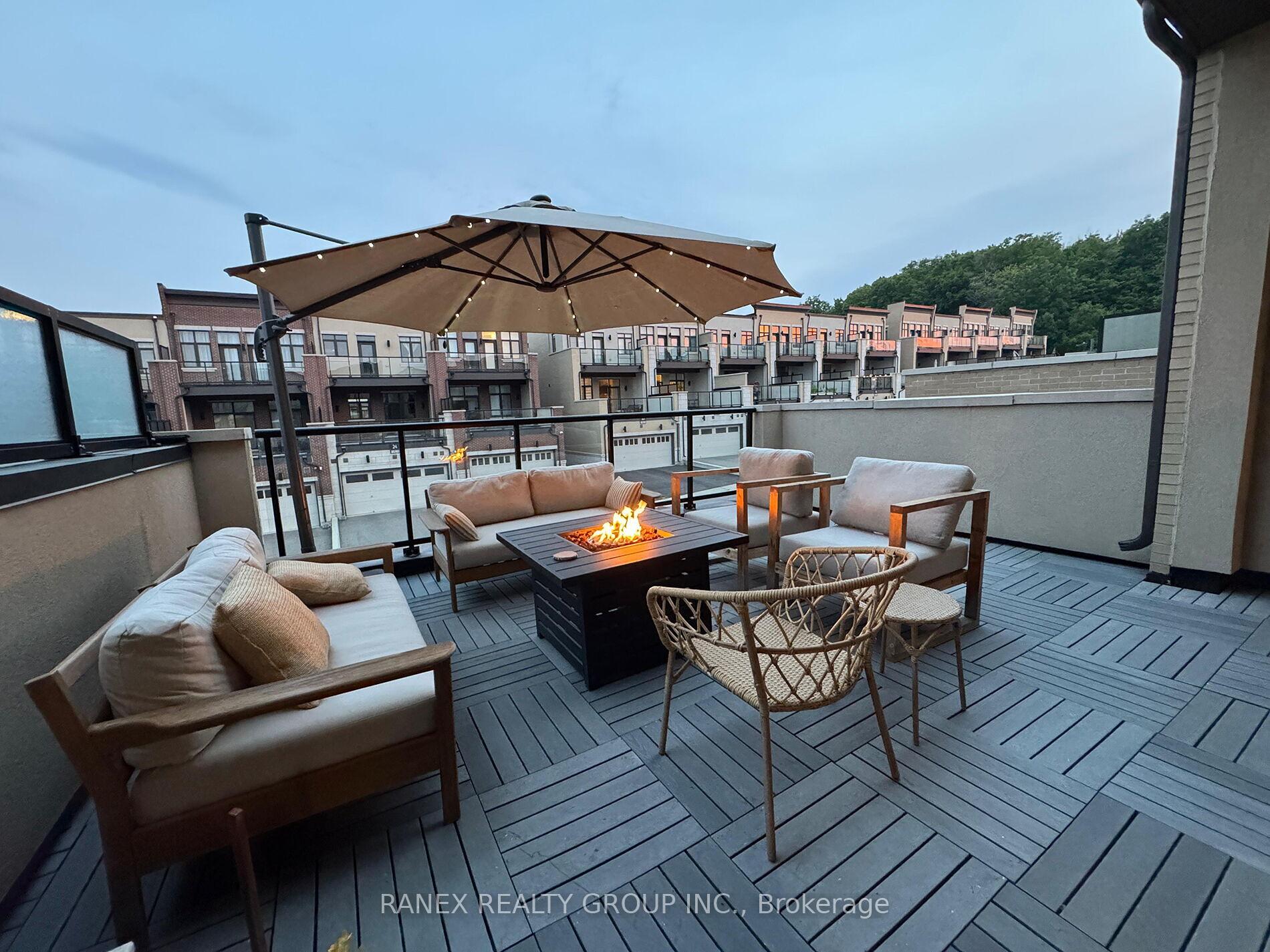 Photo 38 of 24 Heriot Place N, Vaughan, Patterson — HOMEH