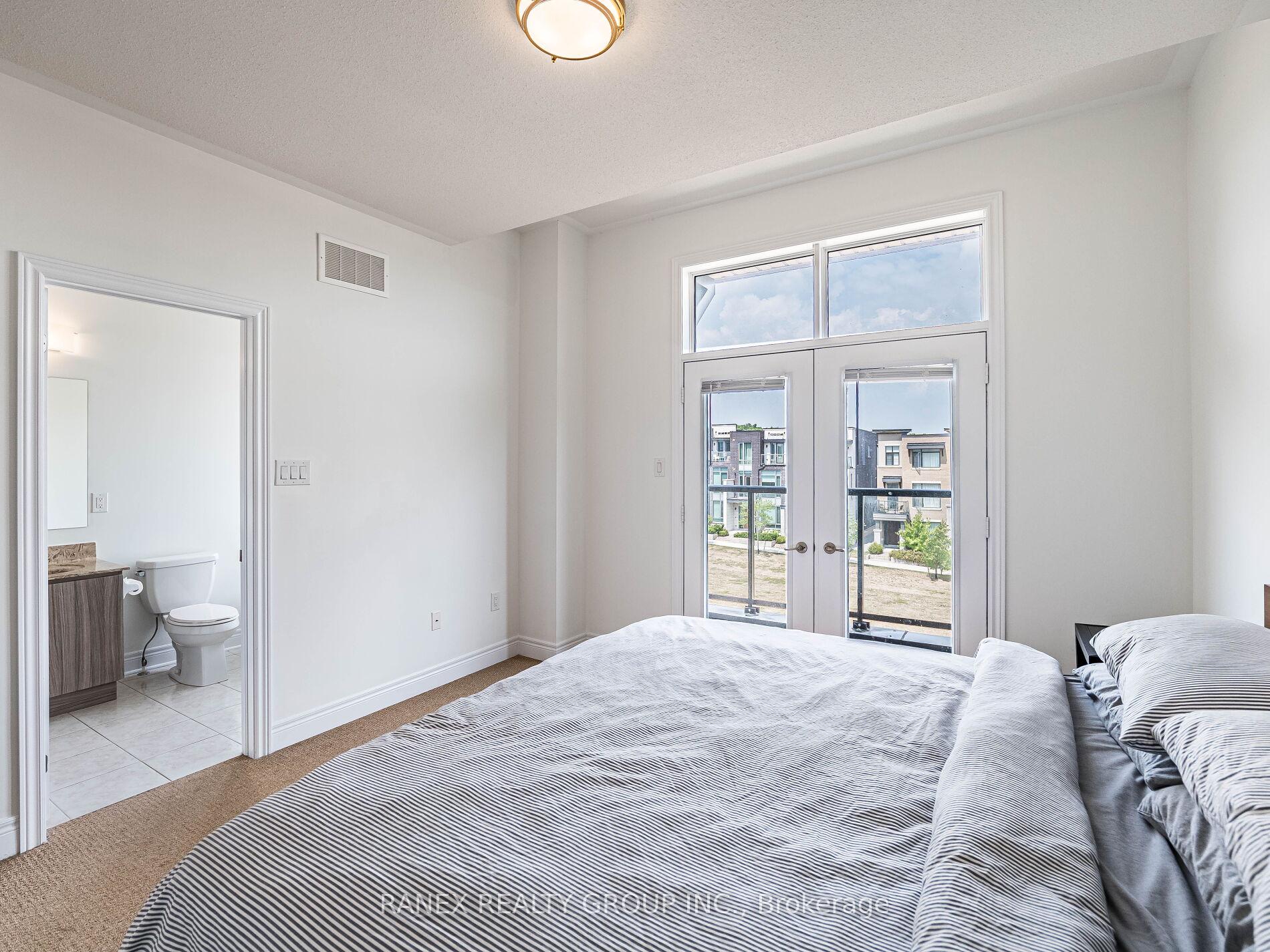 Photo 41 of 24 Heriot Place N, Vaughan, Patterson — HOMEH