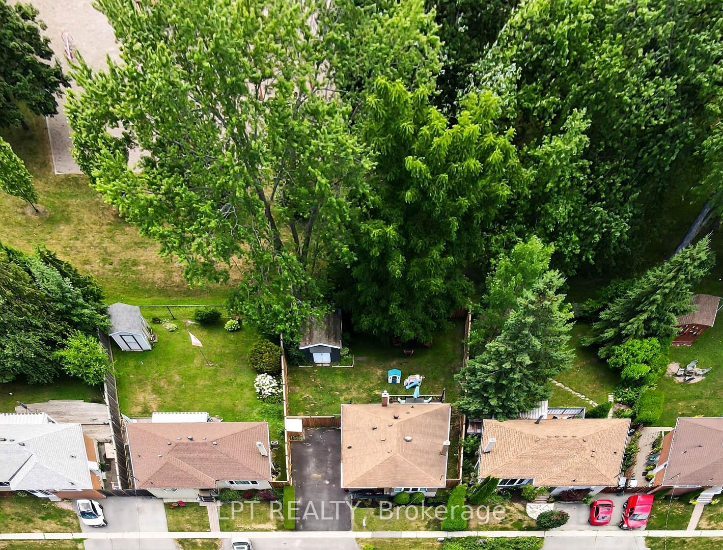 Photo 42 of 918 Walton Boulevard, Whitby, Williamsburg — HOMEH