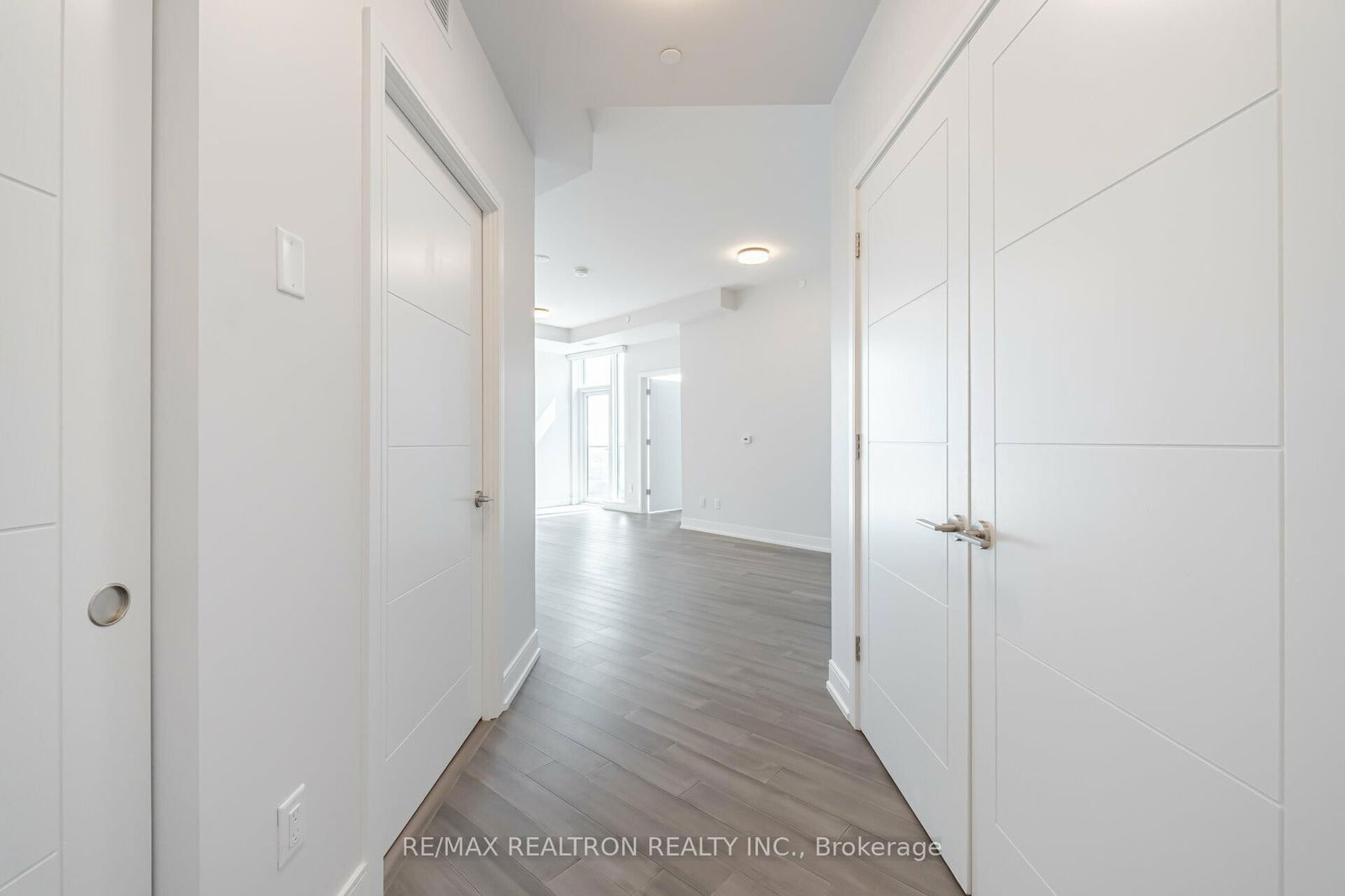 Photo 2 of Unit 1301, 2525 Bathurst St, Toronto, Forest Hill North — HOMEH