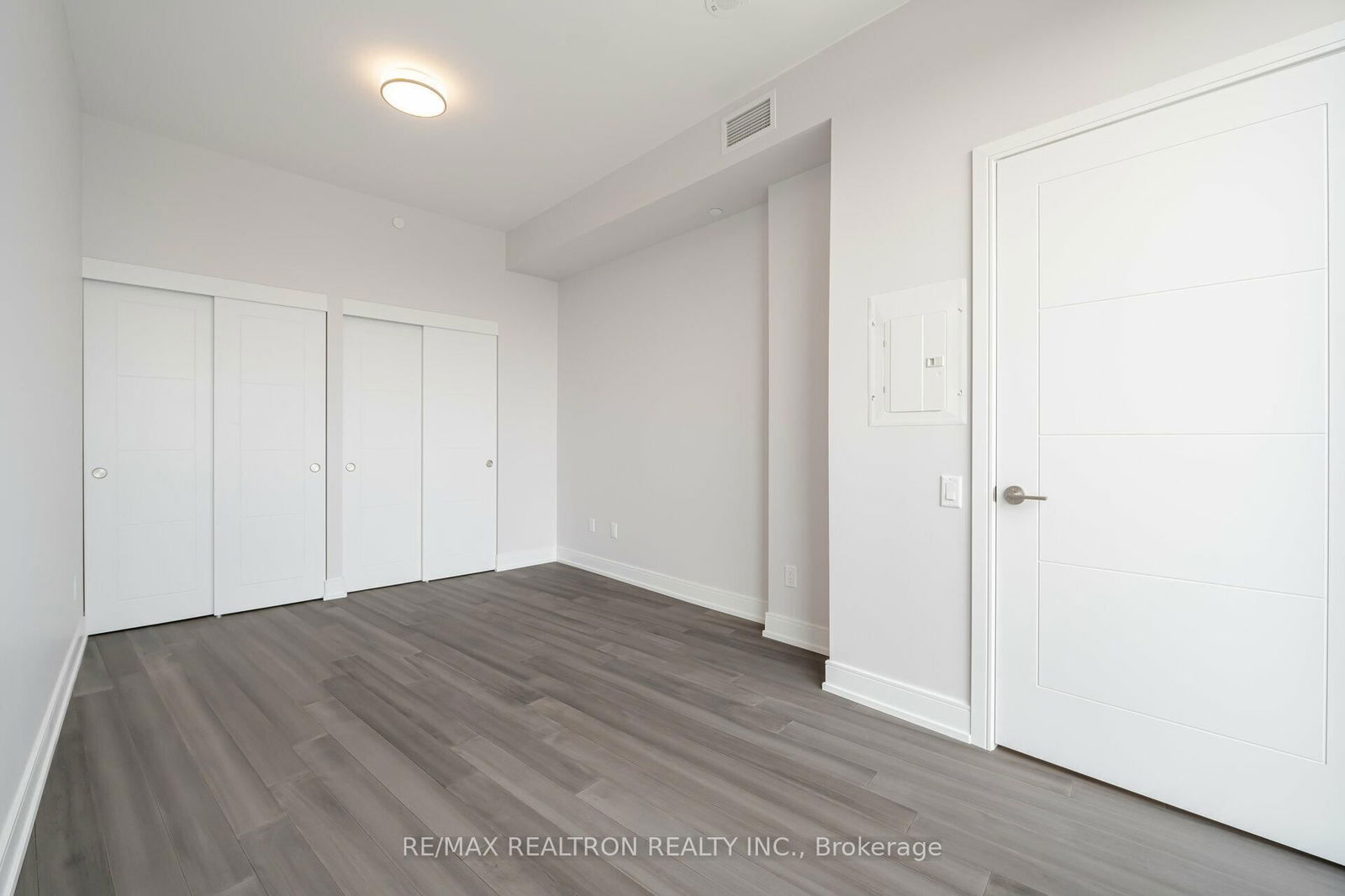 Photo 8 of Unit 1301, 2525 Bathurst St, Toronto, Forest Hill North — HOMEH