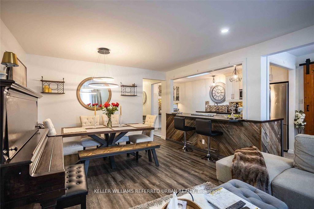 Photo 2 of 707 Annland Street, Pickering, Bay Ridges — HOMEH