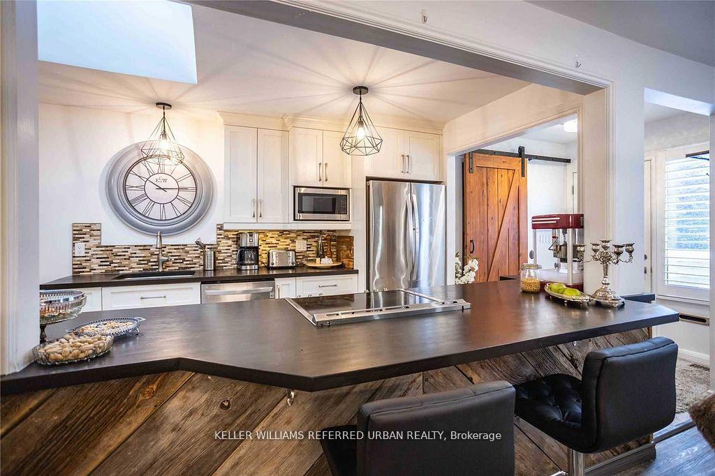 Photo 12 of 707 Annland Street, Pickering, Bay Ridges — HOMEH