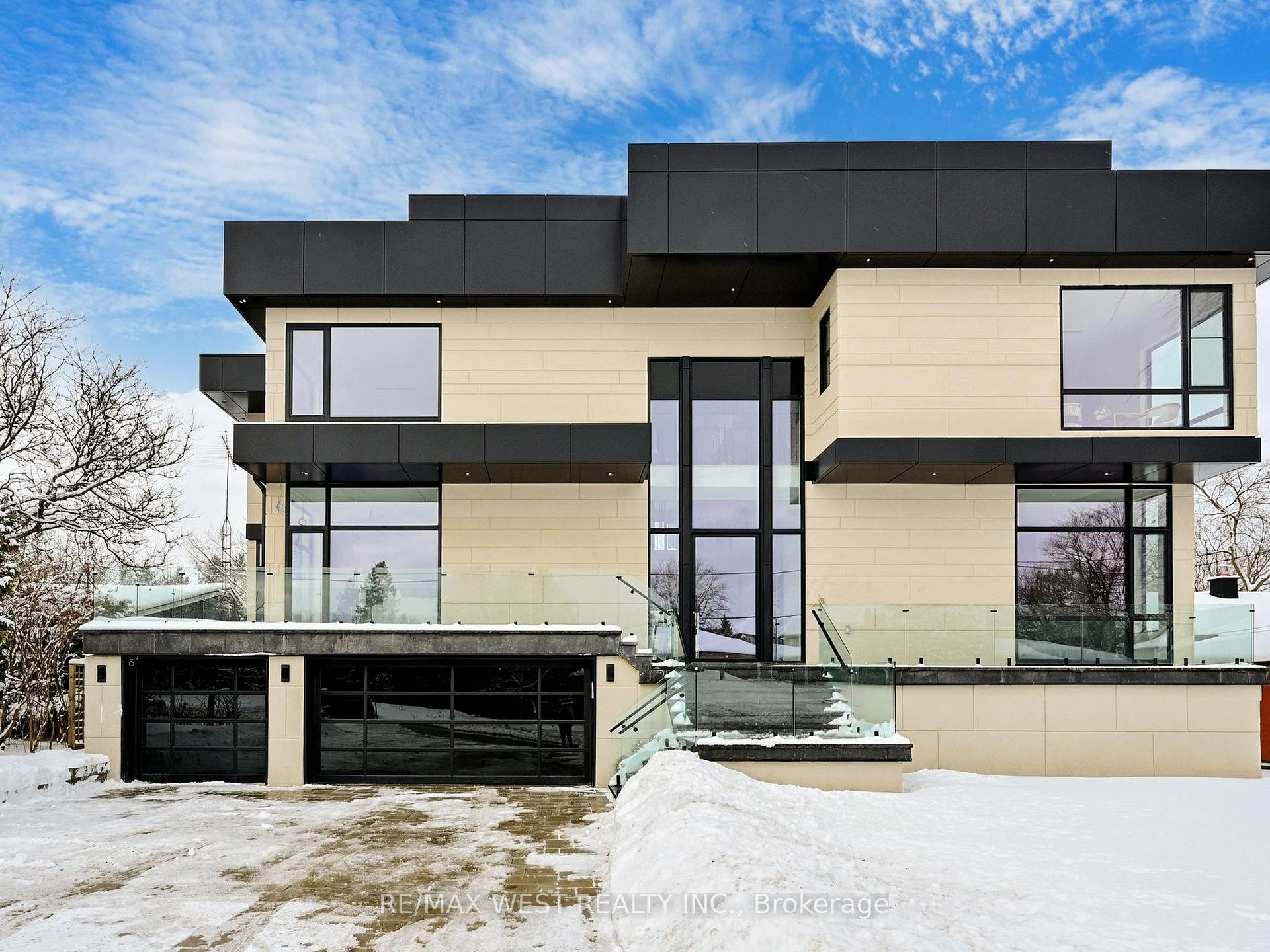 Front of 8 Poplar Drive