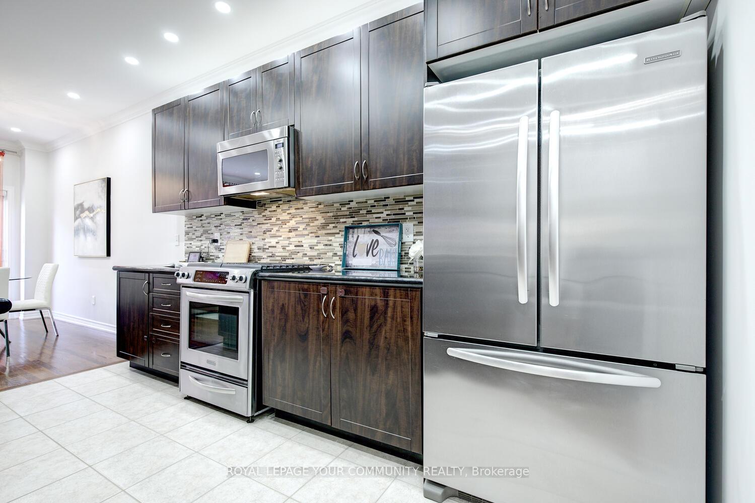 Photo 13 of 30 Lady Loretta Lane, Vaughan, Patterson — HOMEH