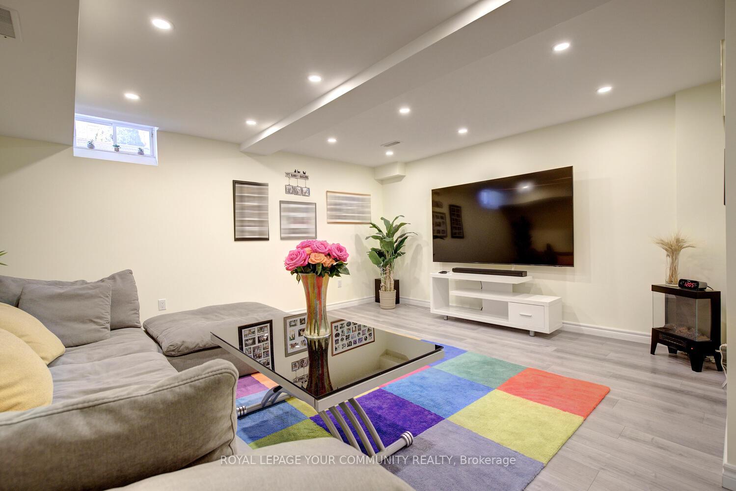 Photo 44 of 30 Lady Loretta Lane, Vaughan, Patterson — HOMEH