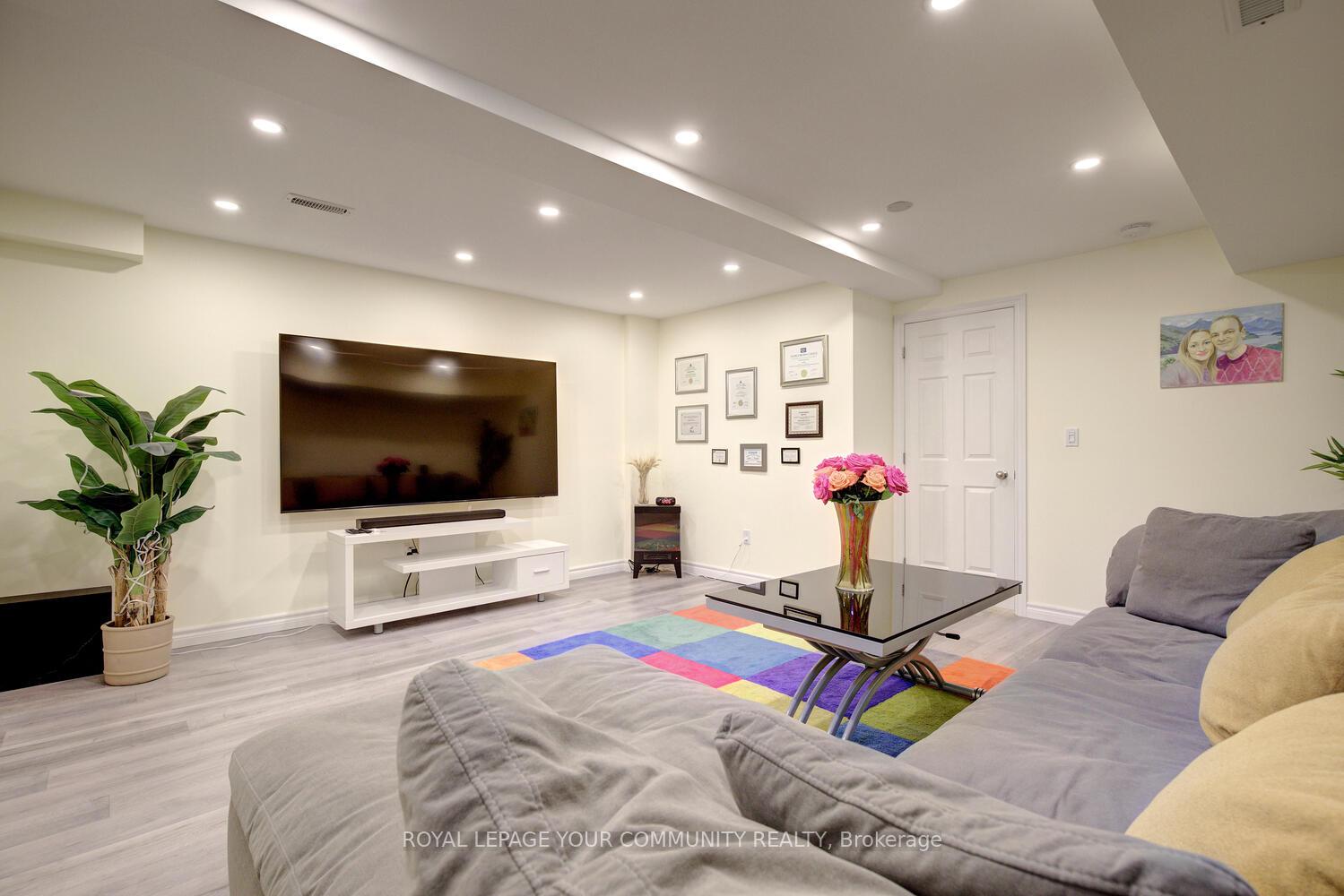 Photo 45 of 30 Lady Loretta Lane, Vaughan, Patterson — HOMEH