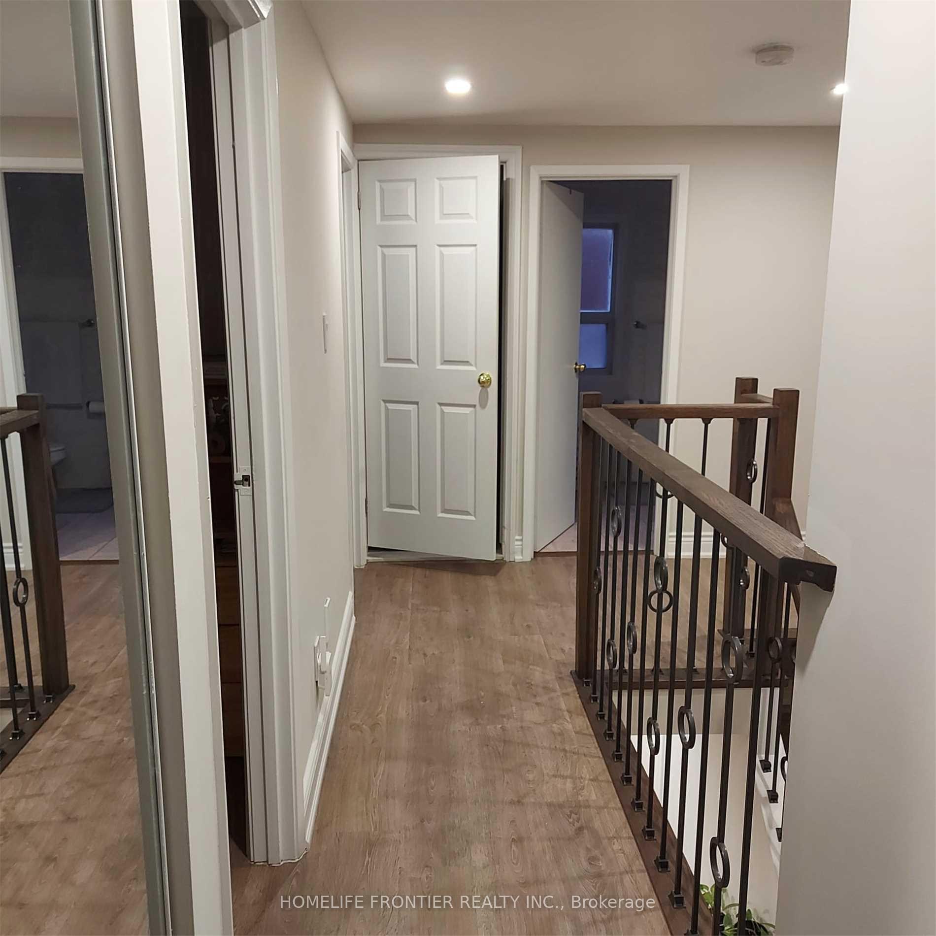 Photo 11 of Unit Main, 46 Milner Gate, Vaughan, Brownridge — HOMEH