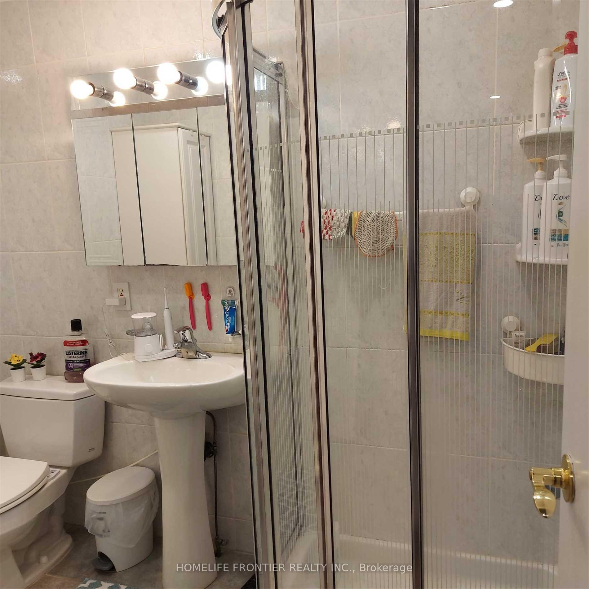 Photo 15 of Unit Main, 46 Milner Gate, Vaughan, Brownridge — HOMEH