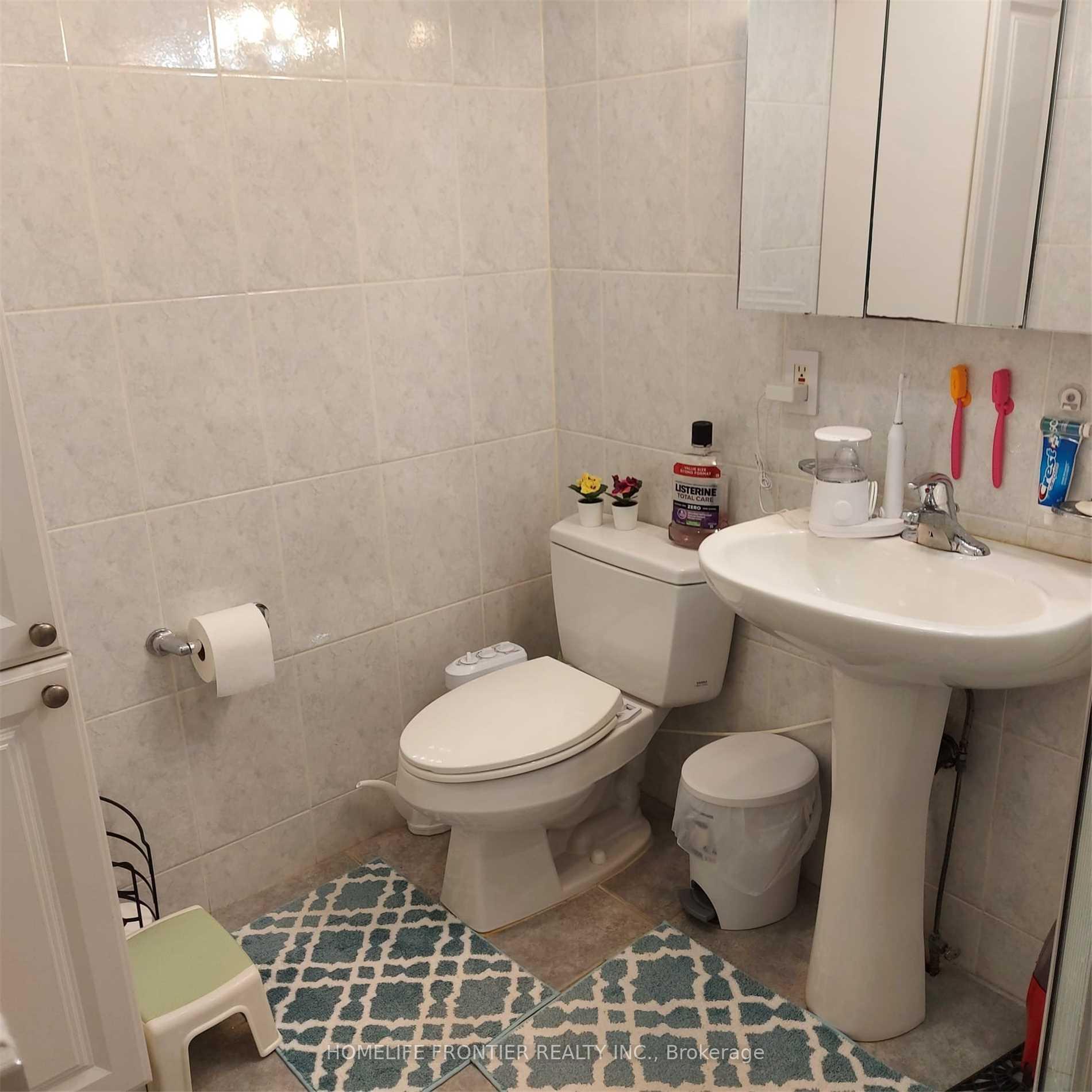 Photo 18 of Unit Main, 46 Milner Gate, Vaughan, Brownridge — HOMEH