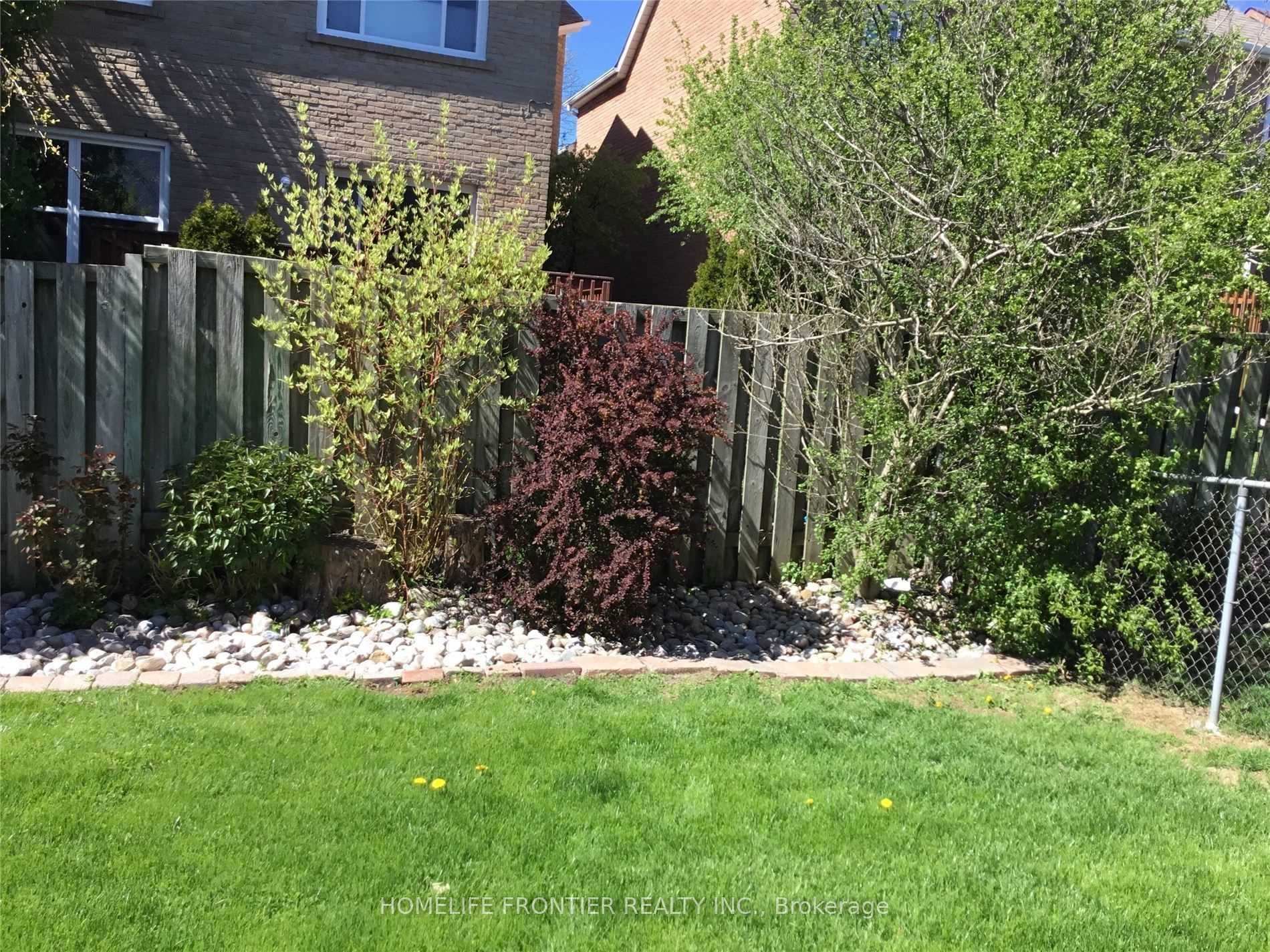 Photo 27 of Unit Main, 46 Milner Gate, Vaughan, Brownridge — HOMEH