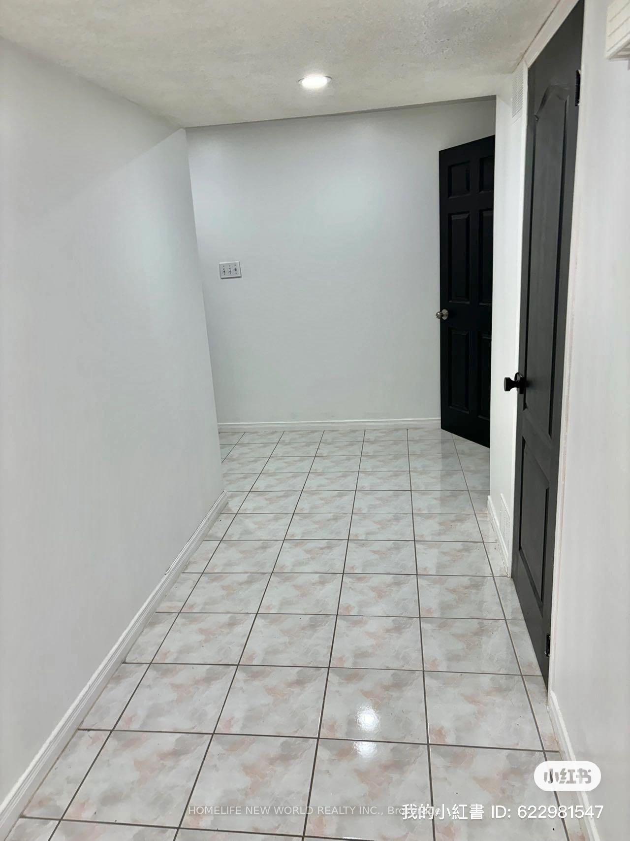 Photo 1 of 2 Bute Court, Vaughan, Maple — HOMEH