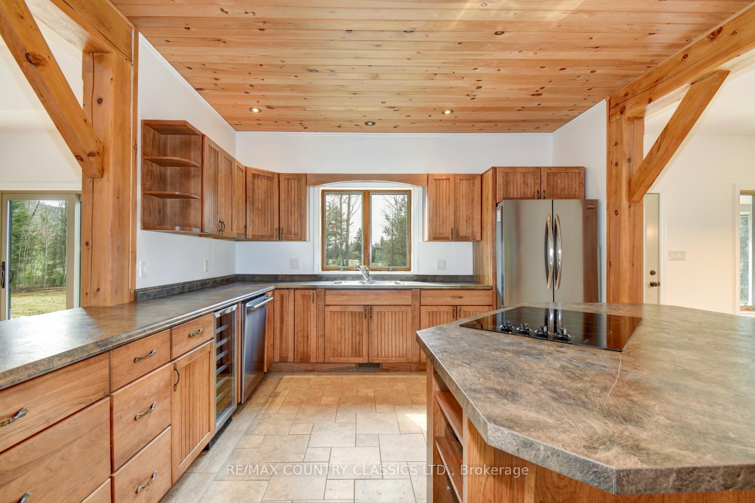 Photo 7 of 32 Nicklaus Drive, Bancroft, Bancroft Ward — HOMEH