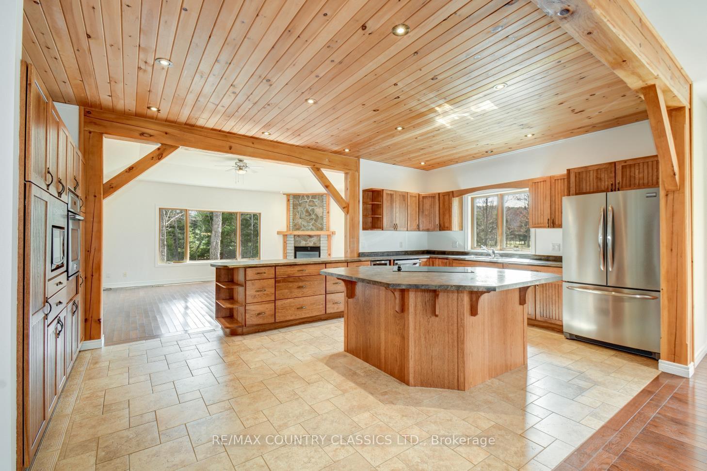Photo 9 of 32 Nicklaus Drive, Bancroft, Bancroft Ward — HOMEH