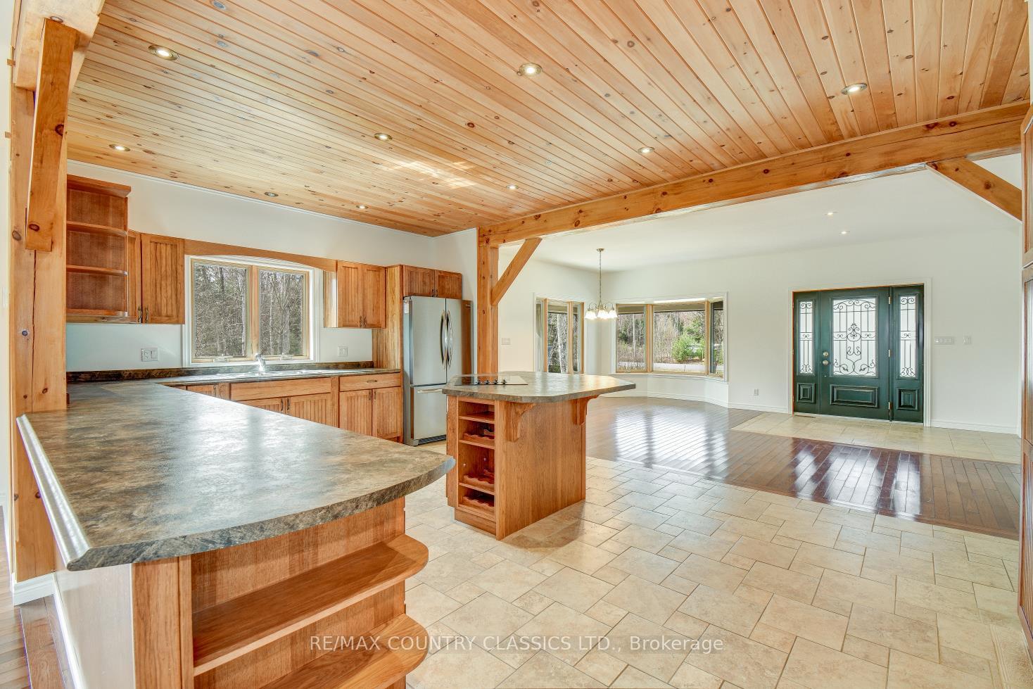Photo 10 of 32 Nicklaus Drive, Bancroft, Bancroft Ward — HOMEH