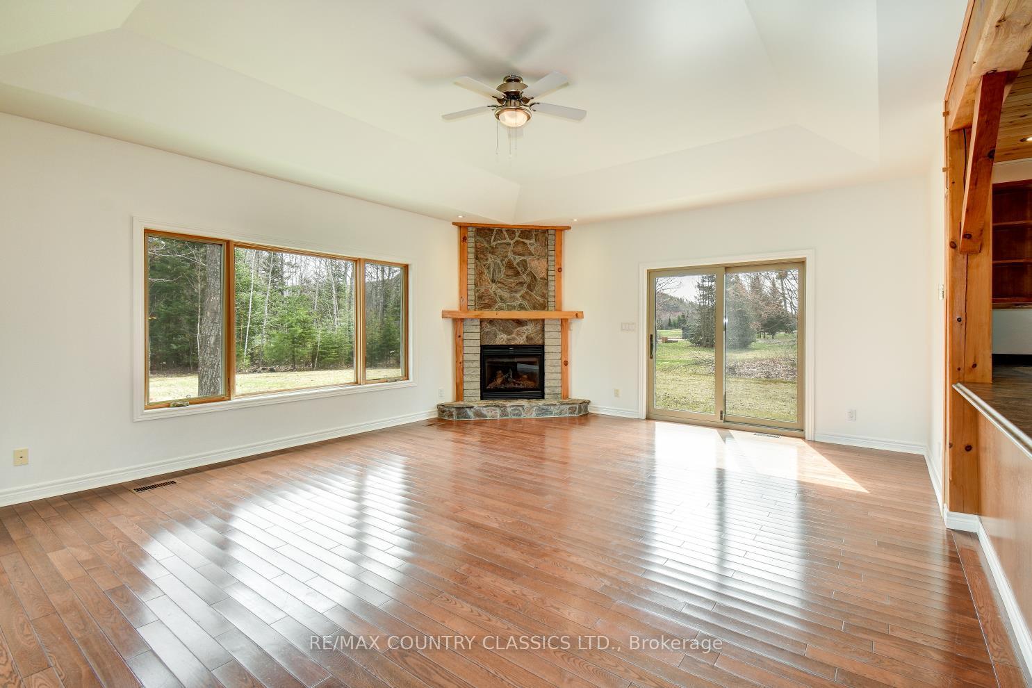 Photo 13 of 32 Nicklaus Drive, Bancroft, Bancroft Ward — HOMEH