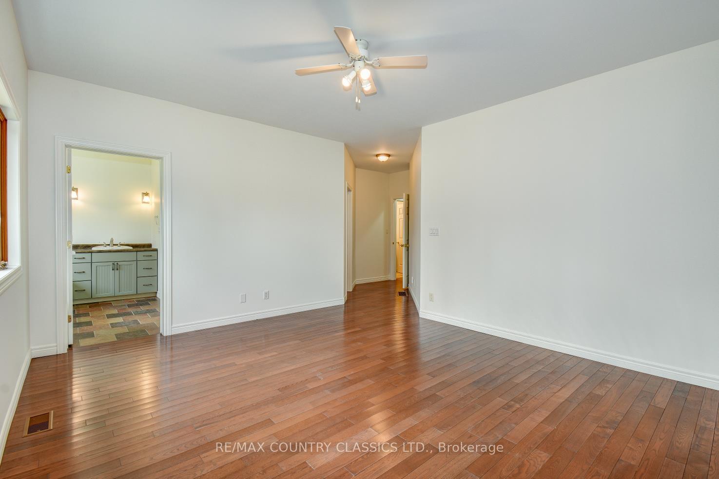 Photo 16 of 32 Nicklaus Drive, Bancroft, Bancroft Ward — HOMEH