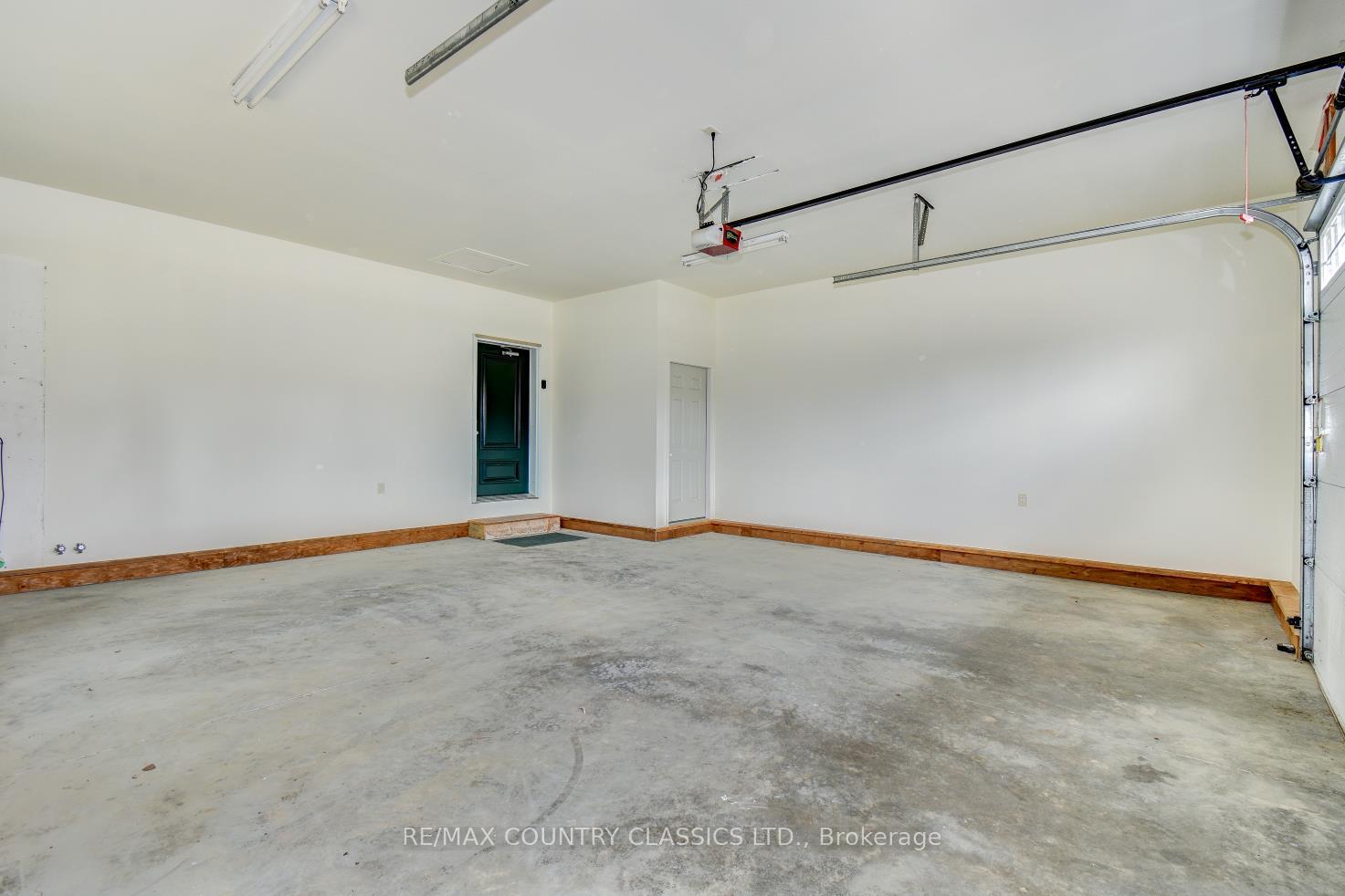 Photo 27 of 32 Nicklaus Drive, Bancroft, Bancroft Ward — HOMEH