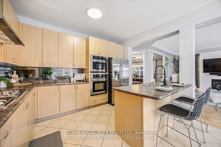 Photo 9 of 94 Muscat Crescent, Ajax, Northeast Ajax — HOMEH