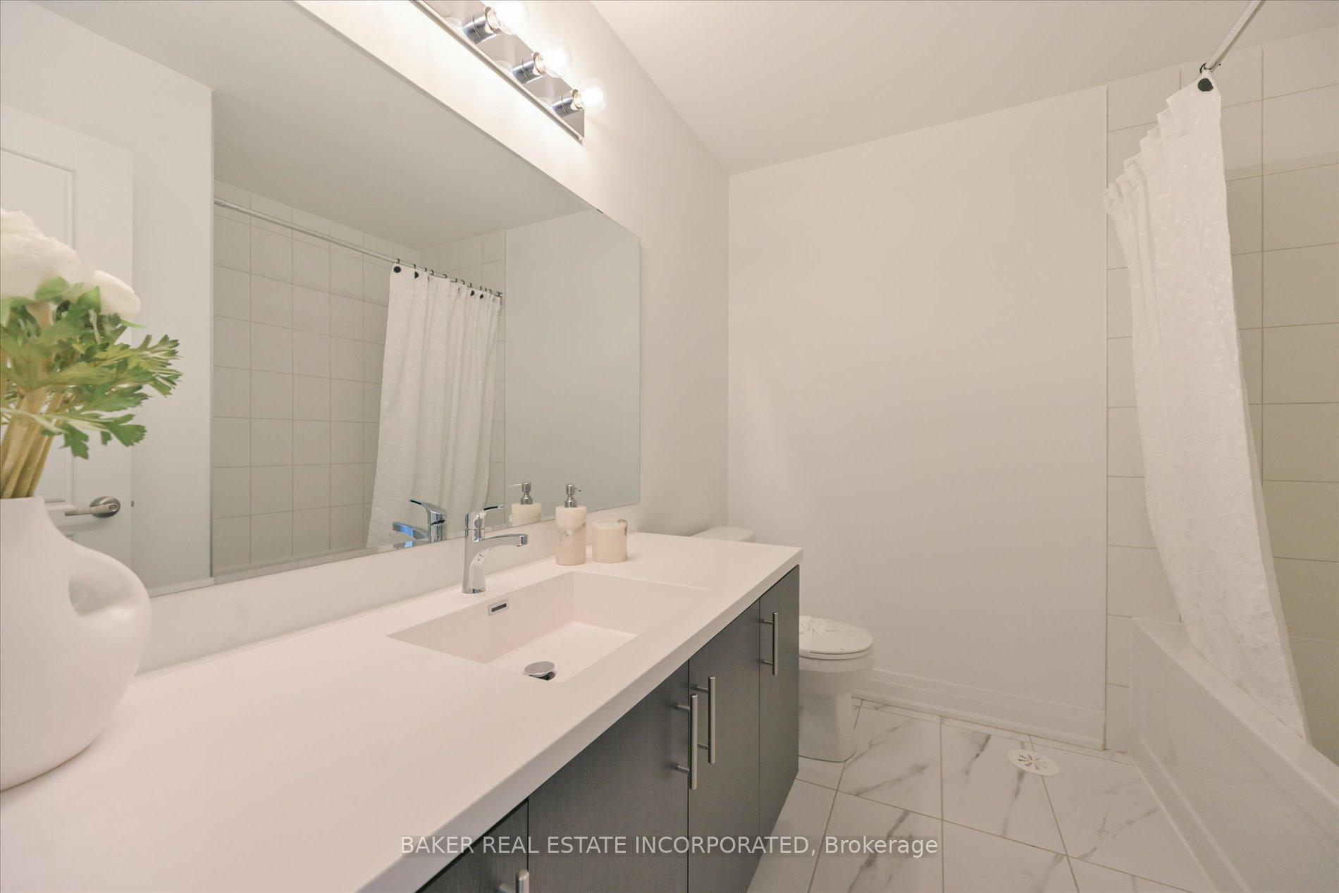 Photo 12 of 10 Calloway Way, Whitby, Downtown Whitby — HOMEH