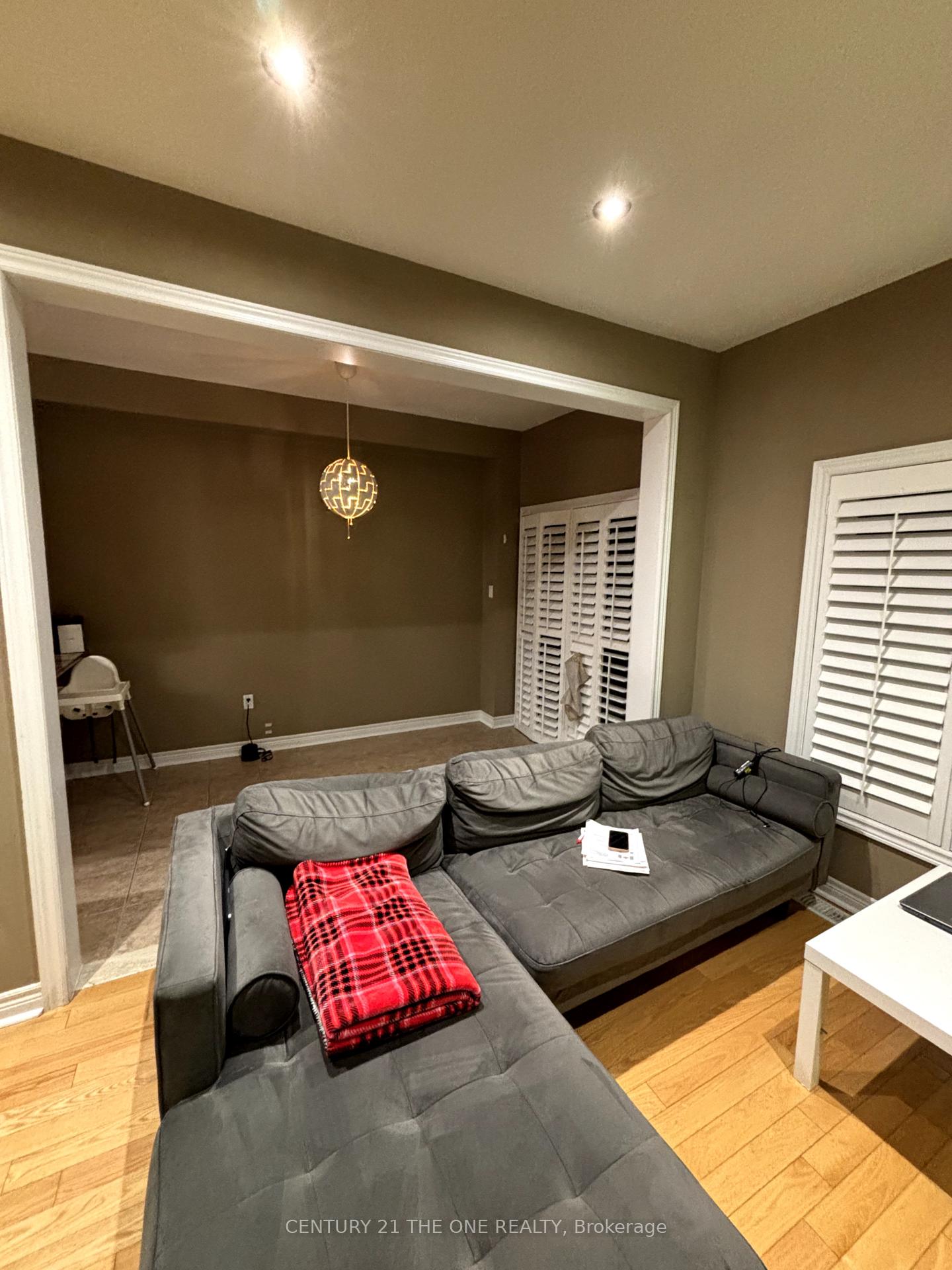 Photo 5 of 23 Blue Grouse Road, Vaughan, Patterson — HOMEH