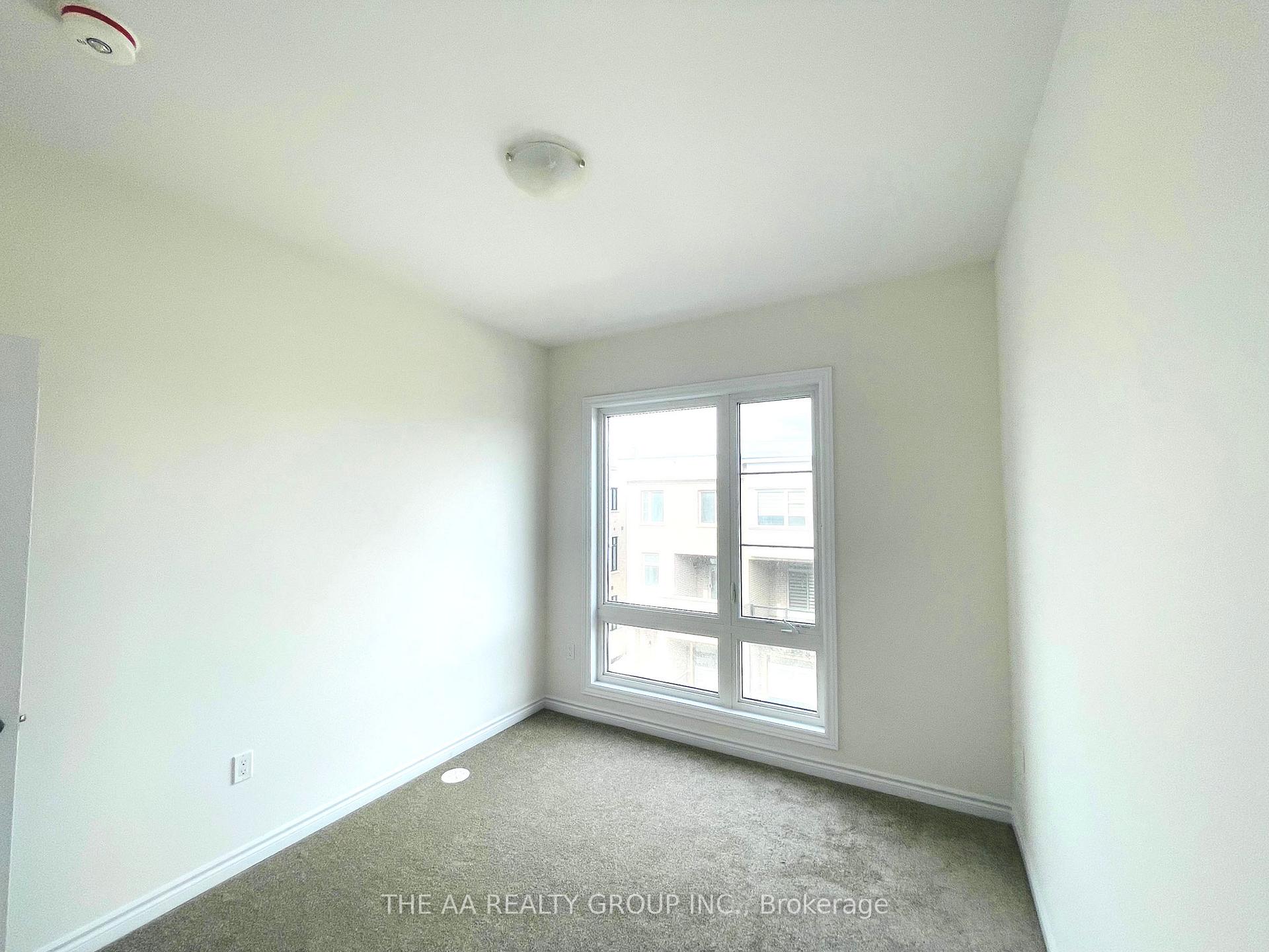 Photo 30 of 72 Inverary Crescent, Vaughan, Elder Mills — HOMEH