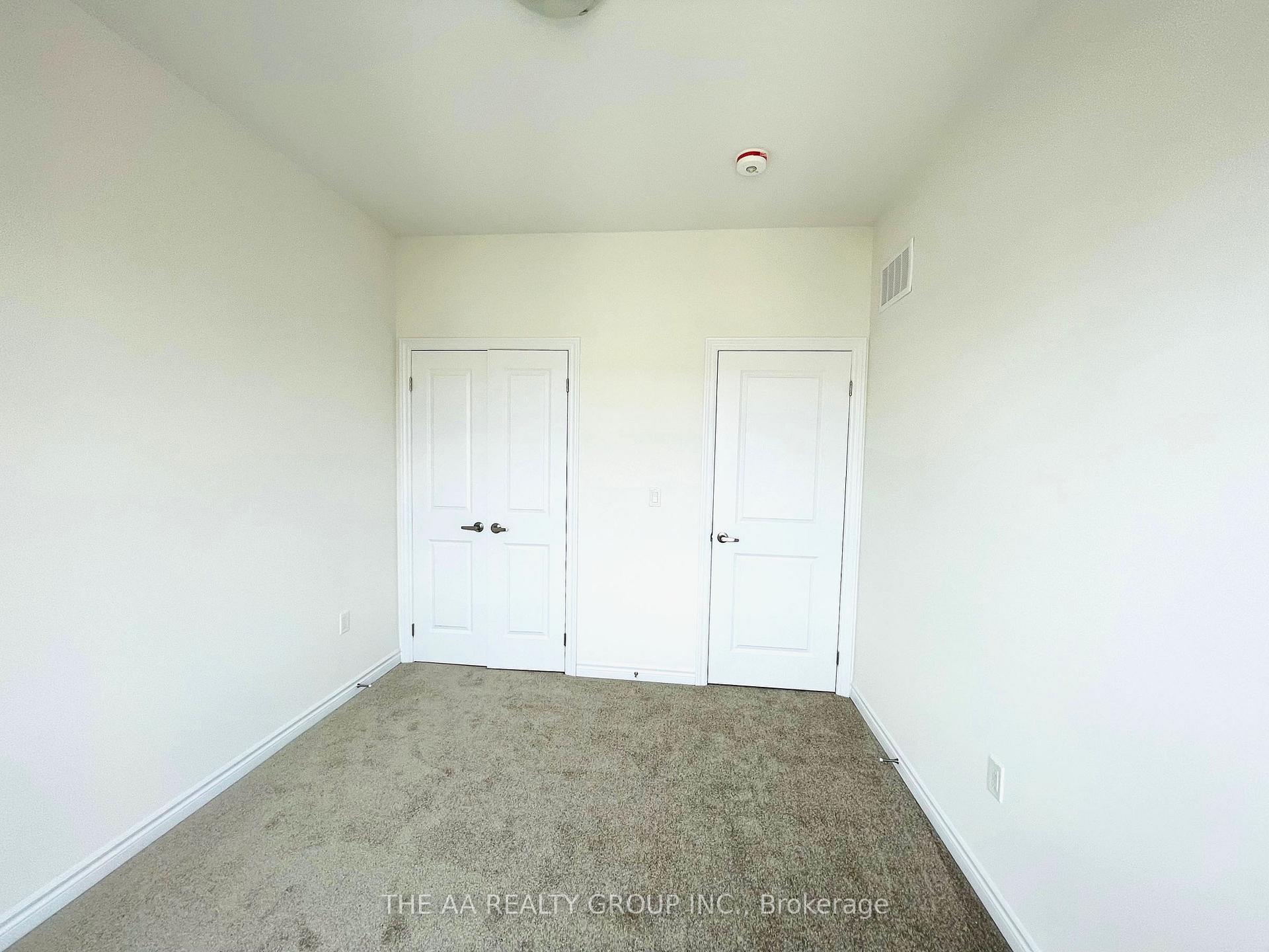 Photo 32 of 72 Inverary Crescent, Vaughan, Elder Mills — HOMEH
