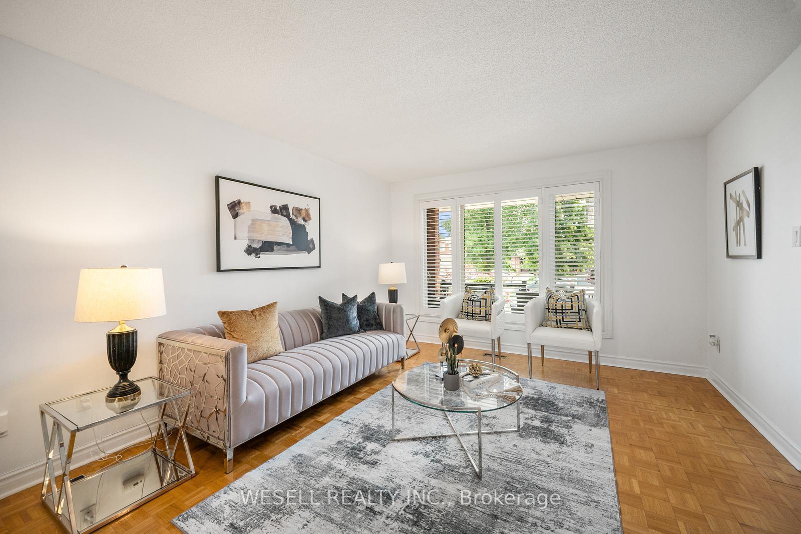 Photo 11 of 26 Janus Place, Vaughan, West Woodbridge — HOMEH