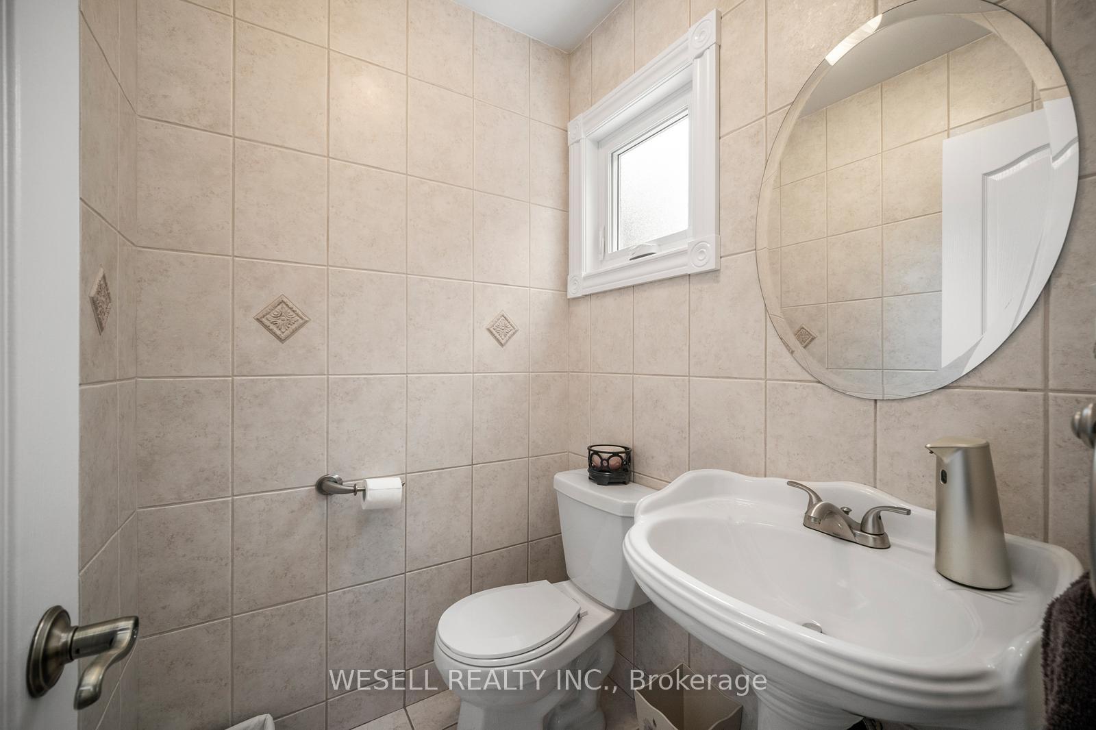 Photo 24 of 26 Janus Place, Vaughan, West Woodbridge — HOMEH